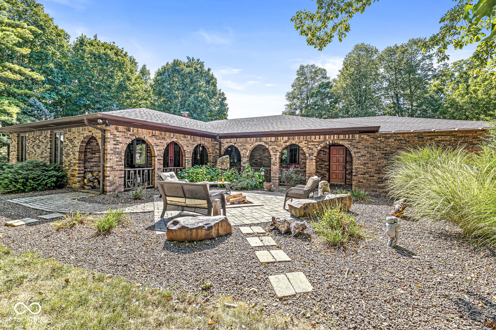 533 Swan Drive