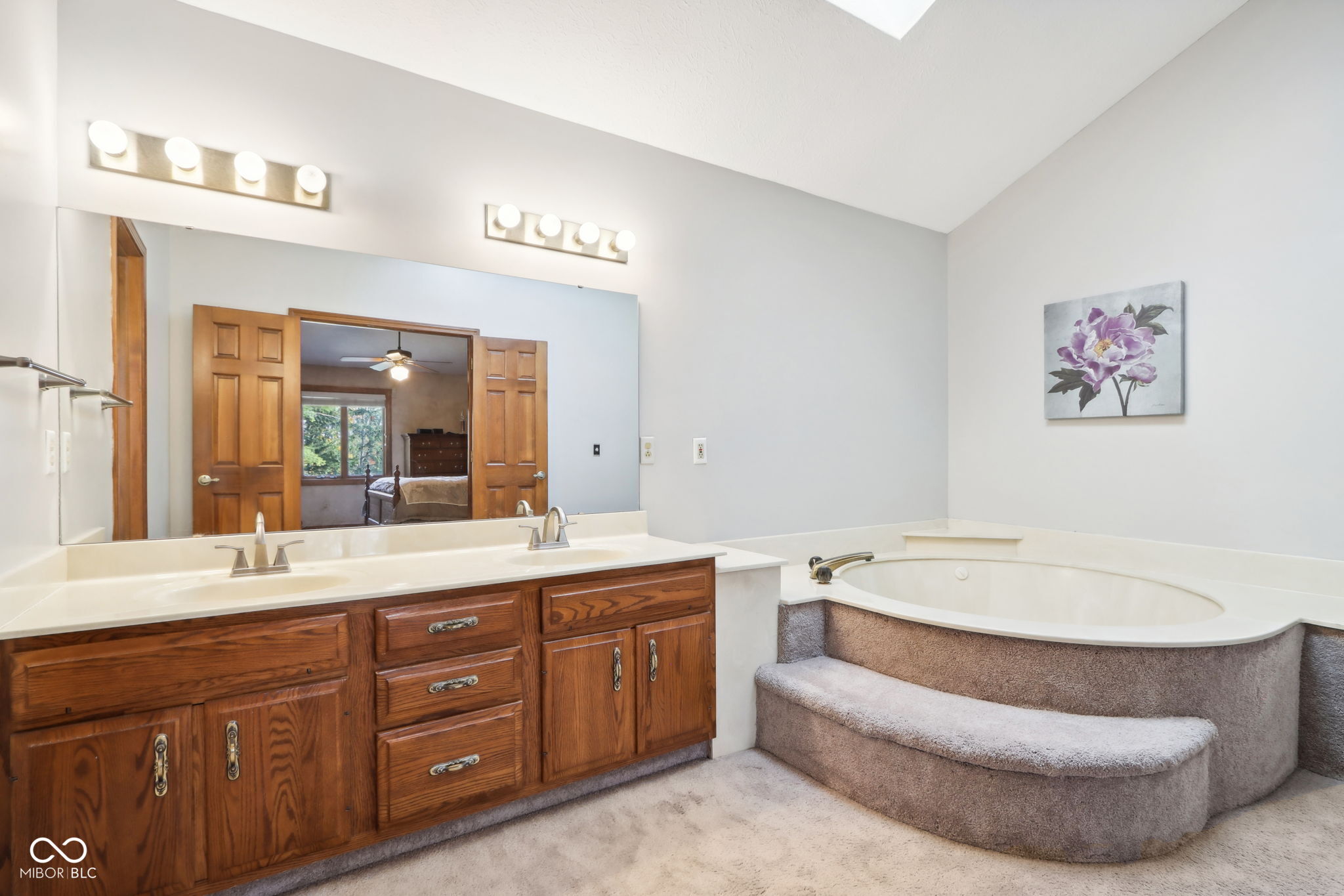 8465 Twin Pointe Circle