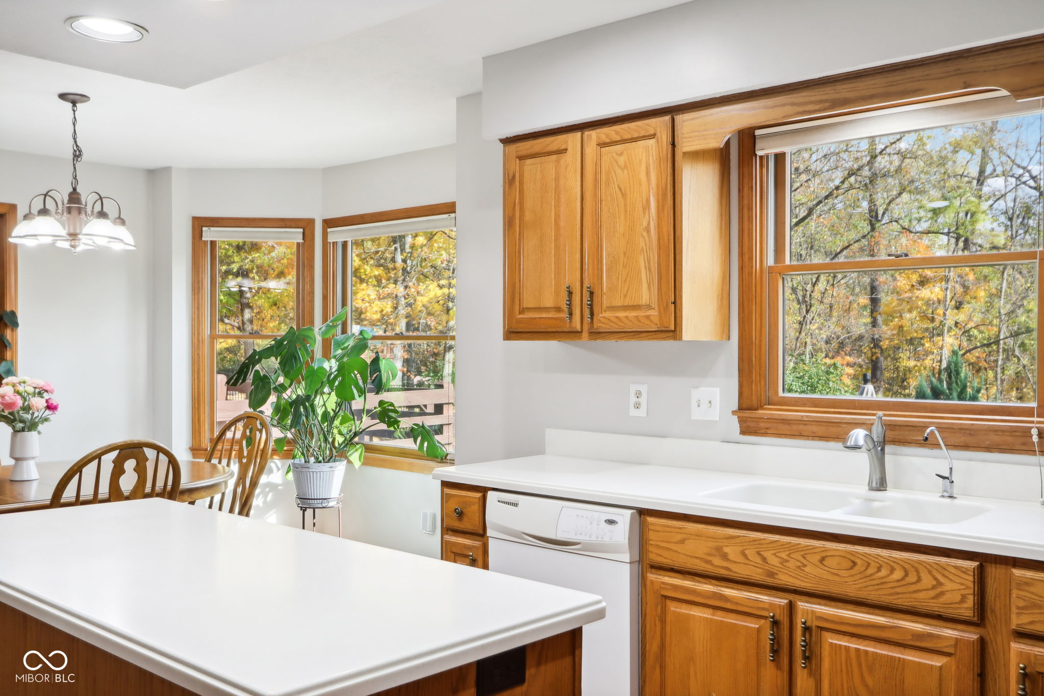 8465 Twin Pointe Circle