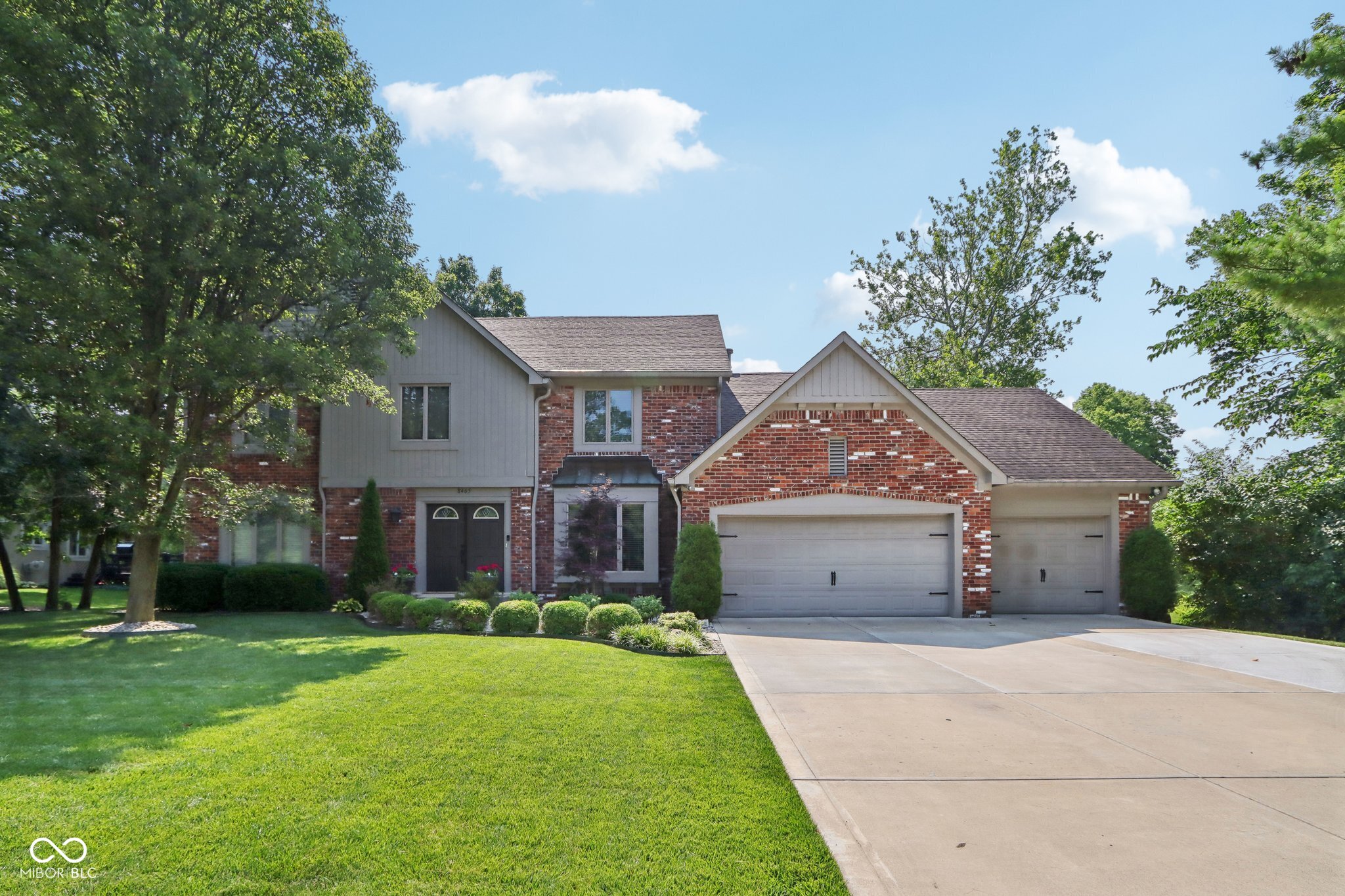 8465 Twin Pointe Circle