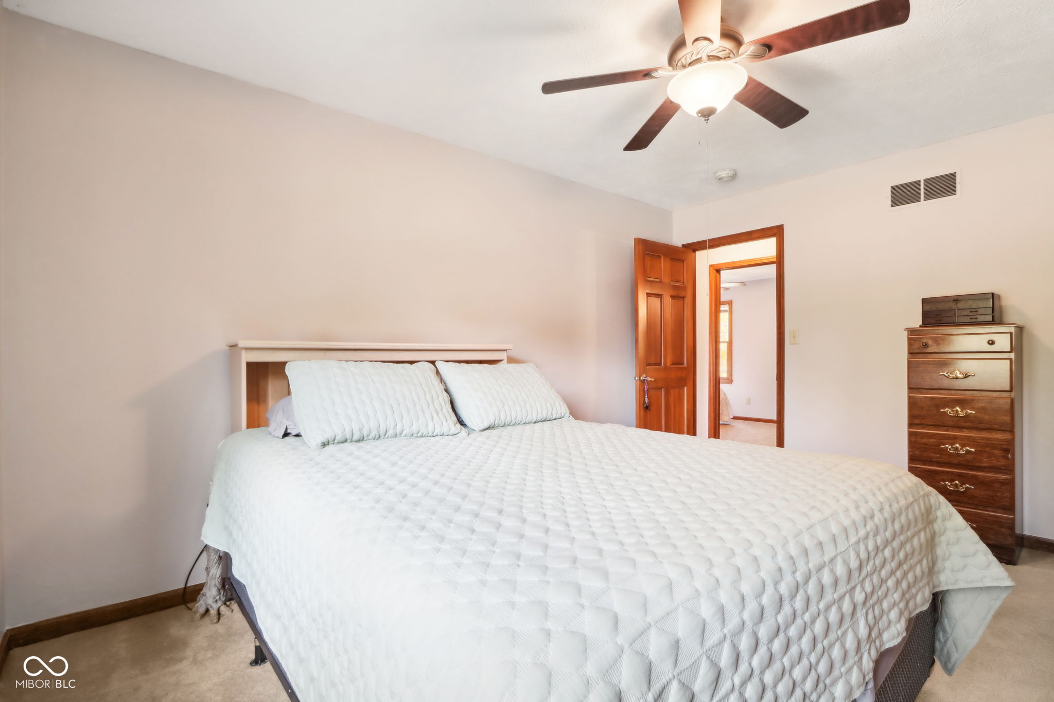 8465 Twin Pointe Circle