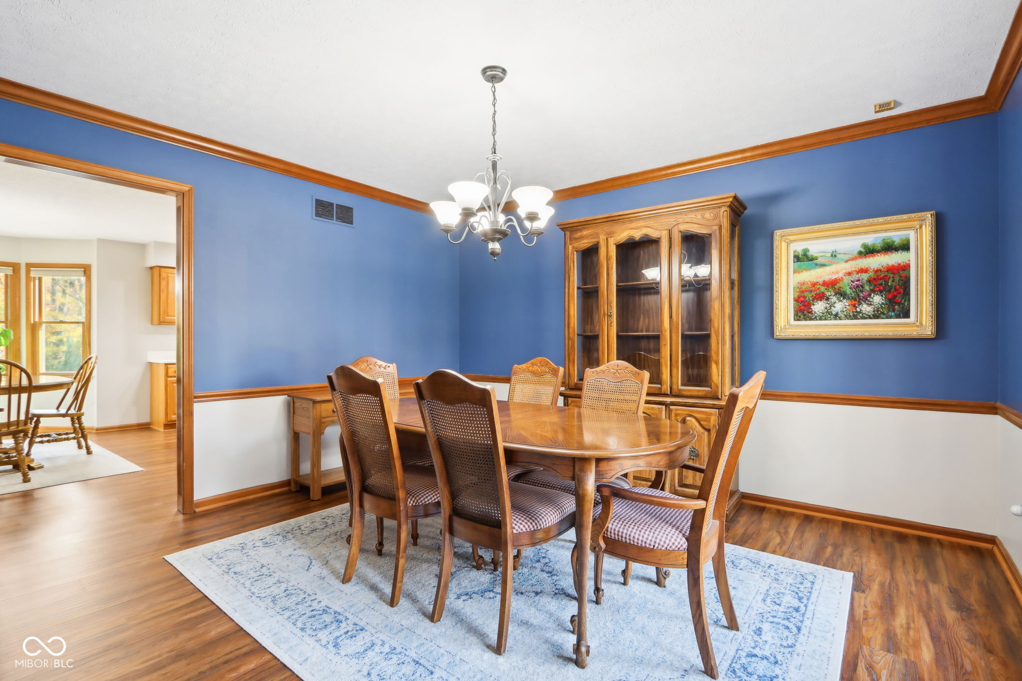 8465 Twin Pointe Circle