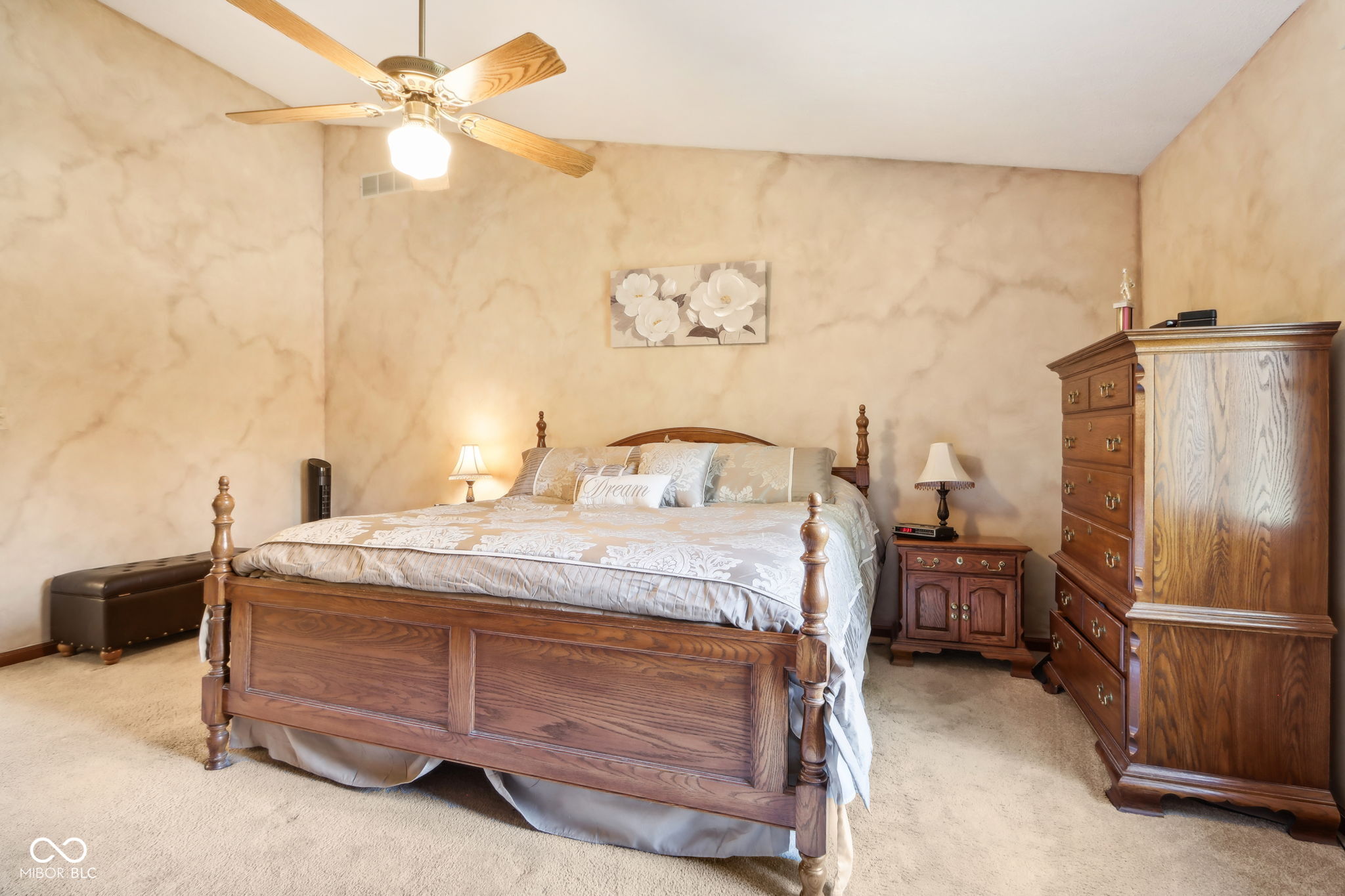 8465 Twin Pointe Circle