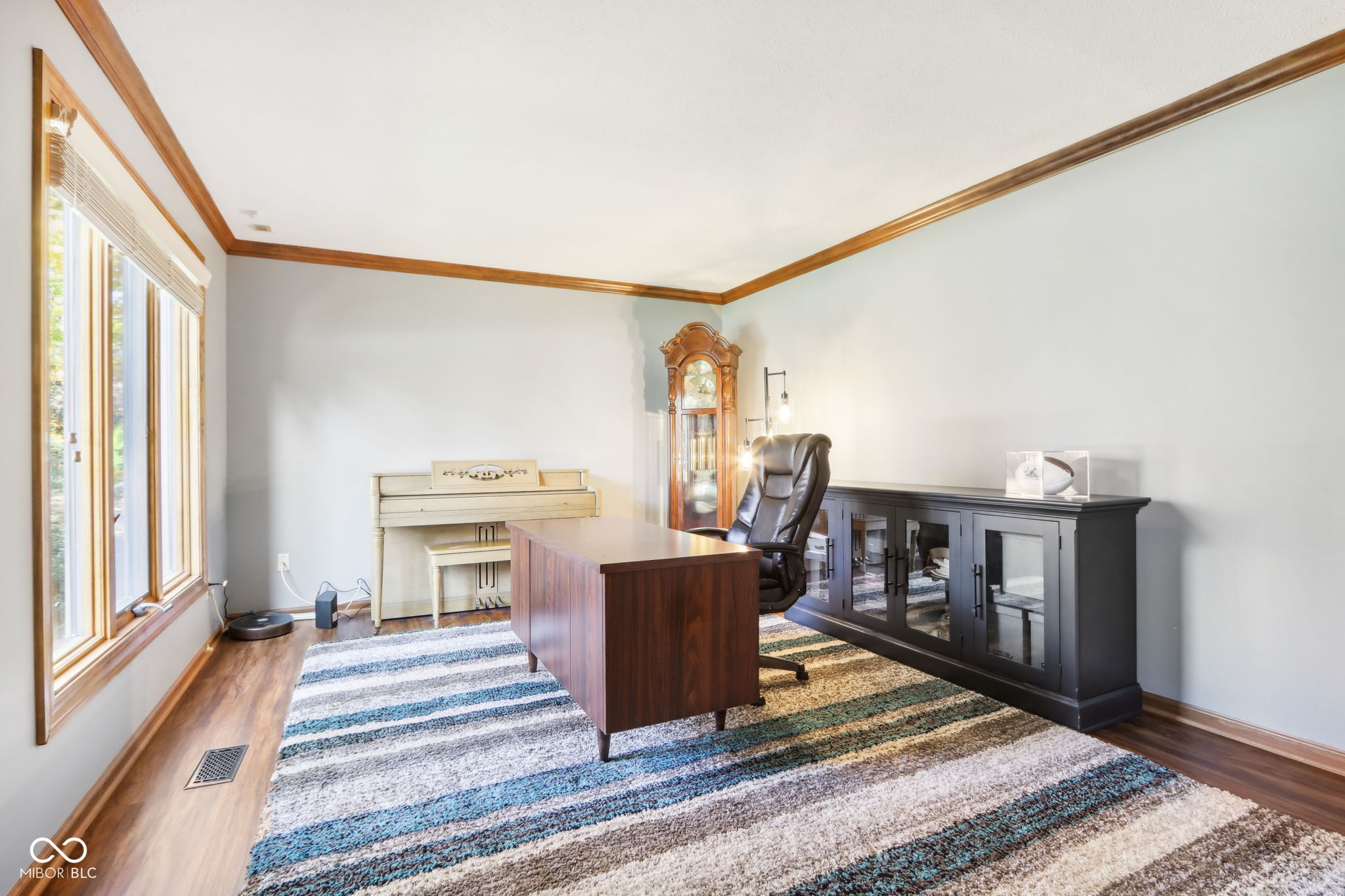 8465 Twin Pointe Circle