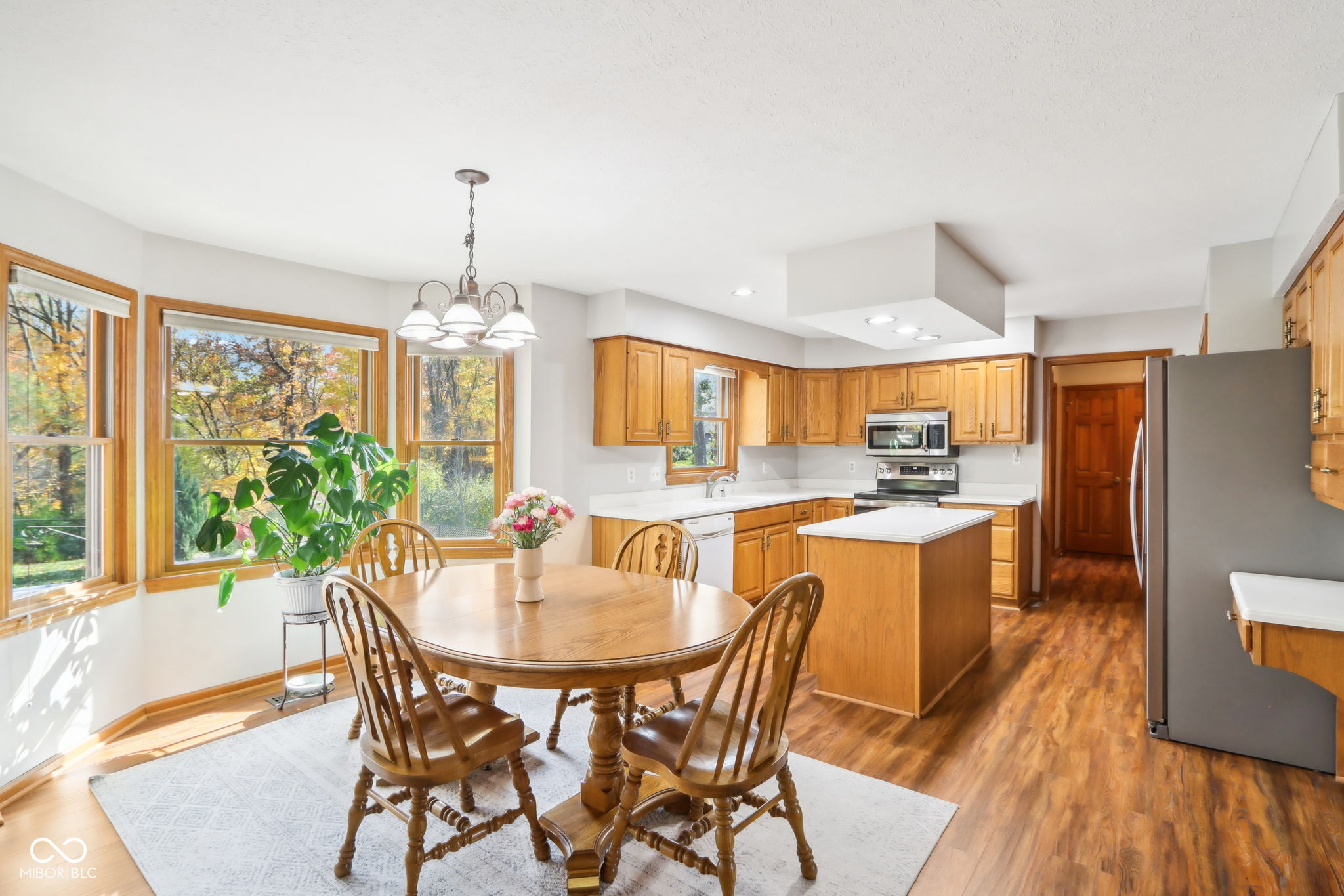 8465 Twin Pointe Circle