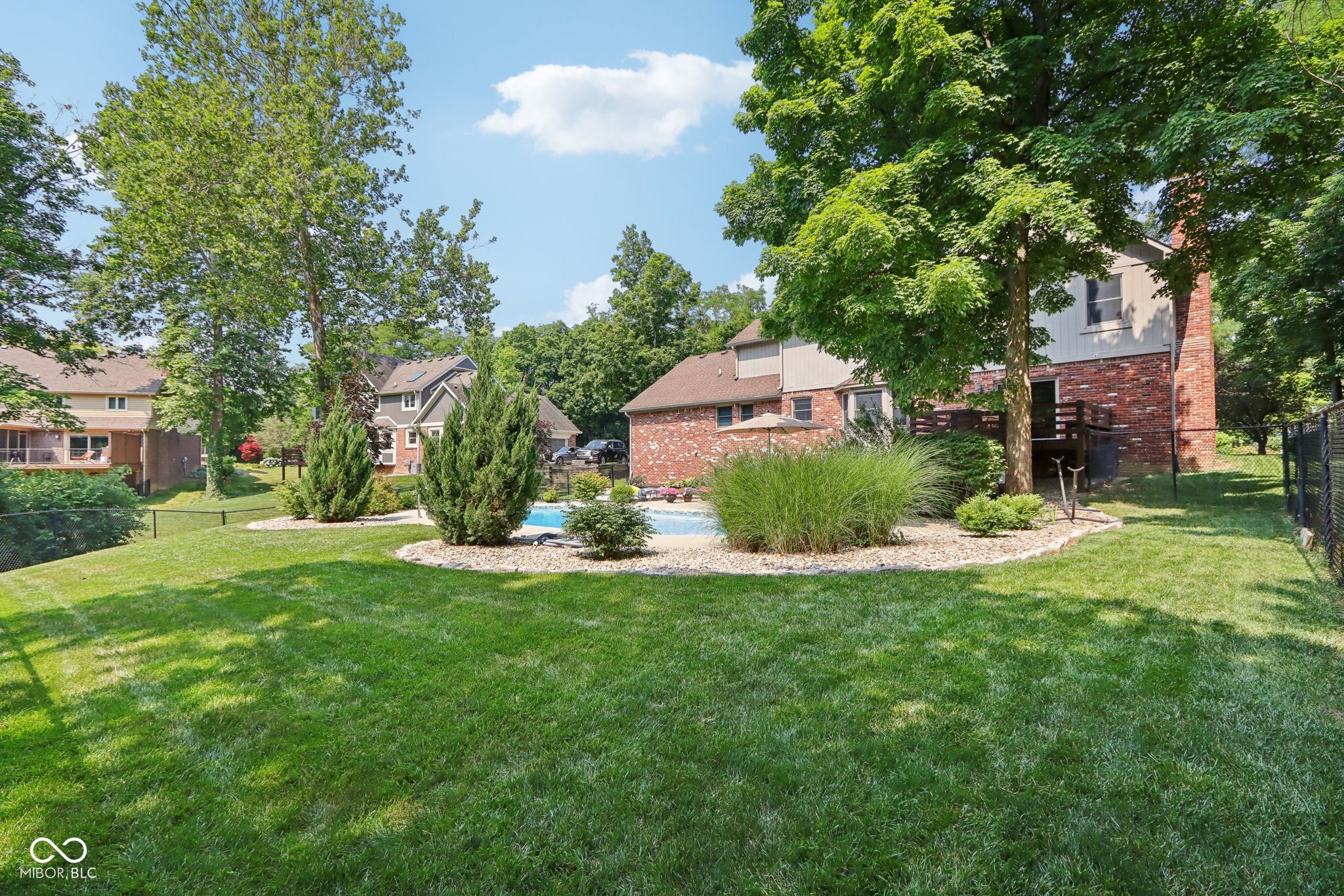 8465 Twin Pointe Circle