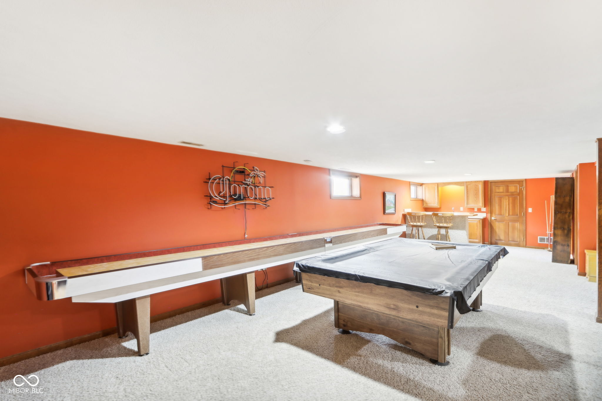 8465 Twin Pointe Circle