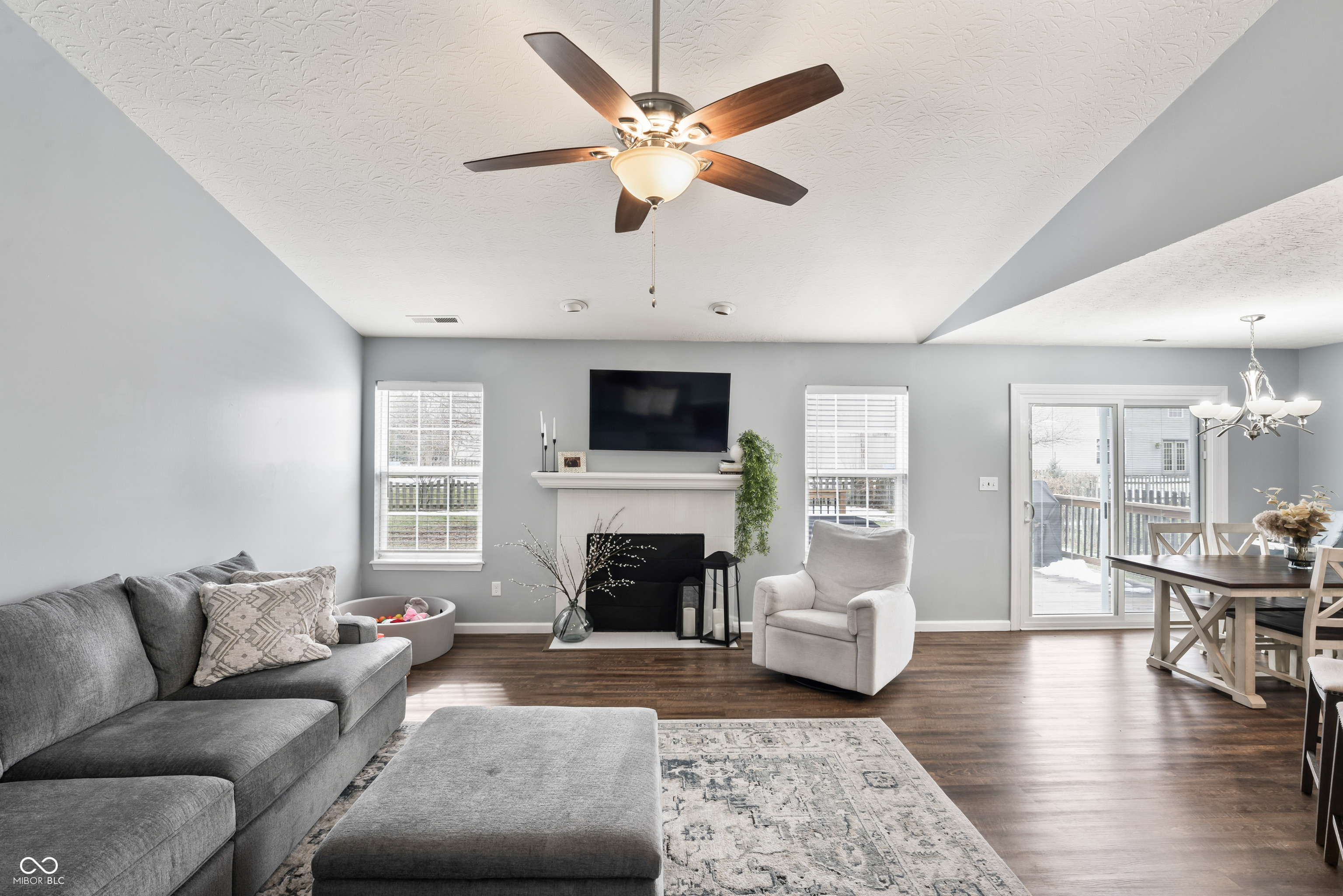 10099 Long Meadow Drive