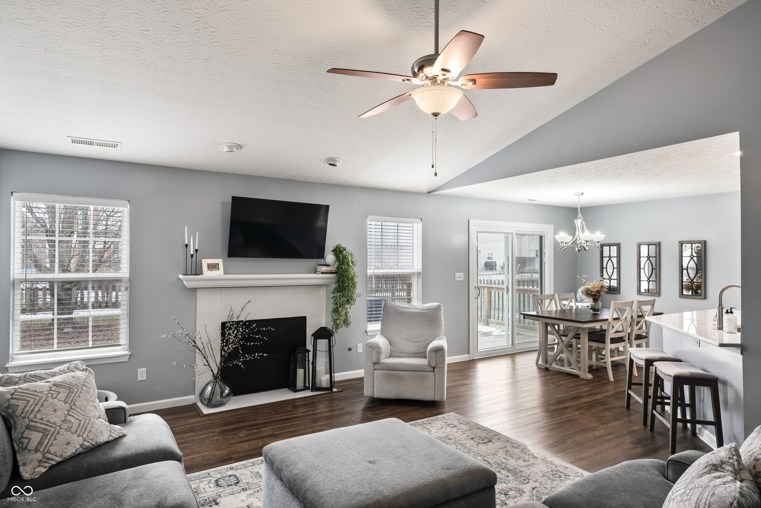 10099 Long Meadow Drive