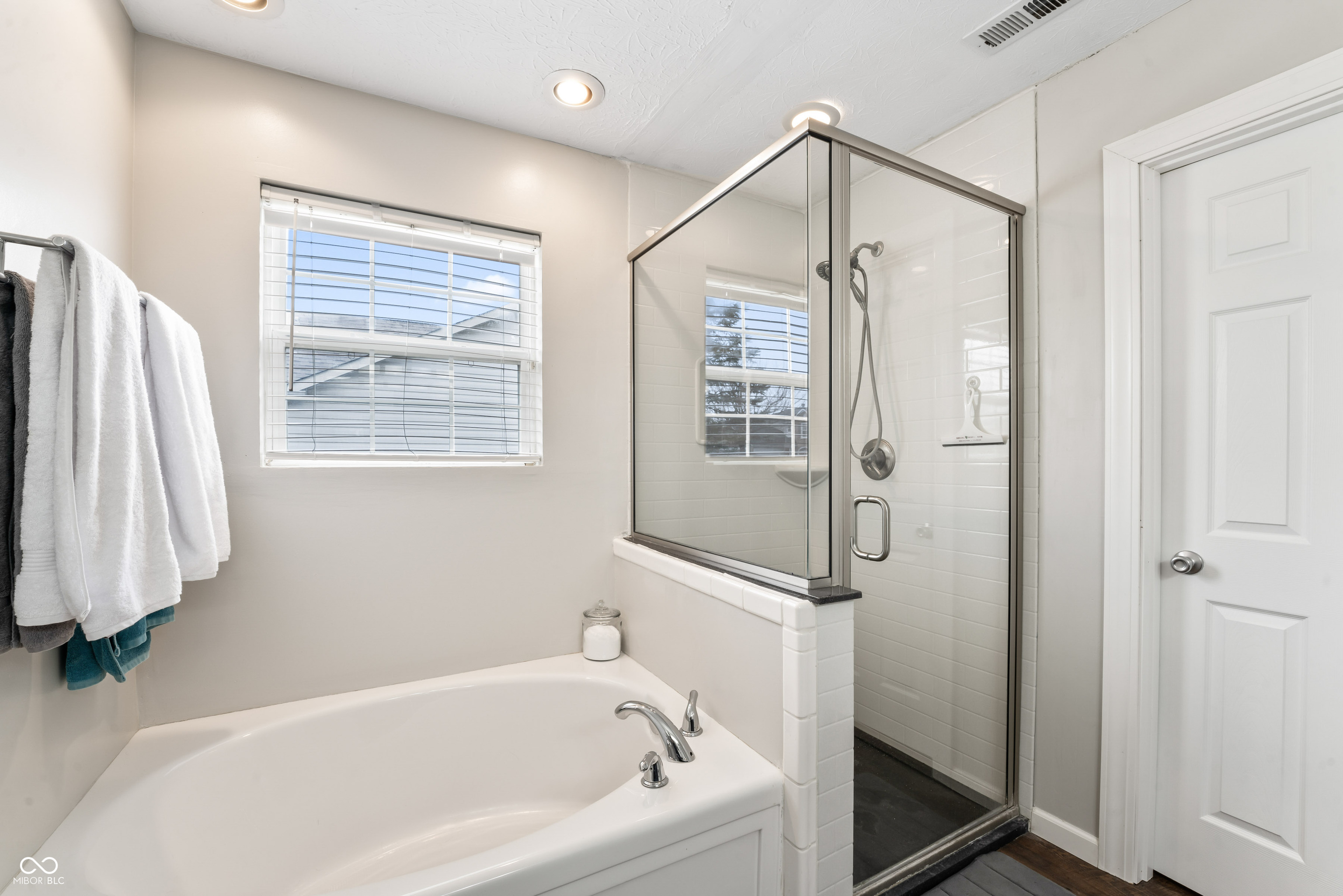 10099 Long Meadow Drive