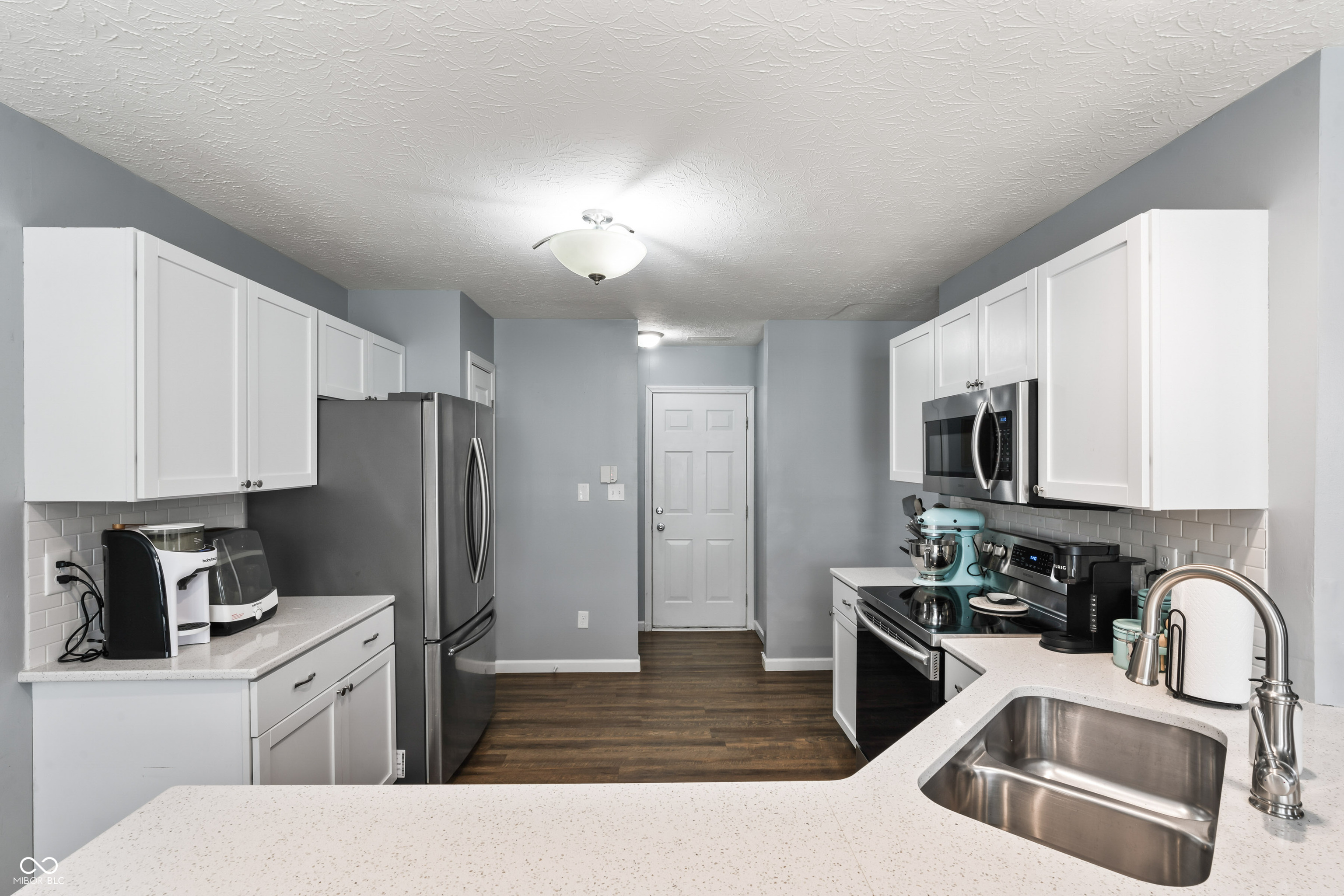 10099 Long Meadow Drive