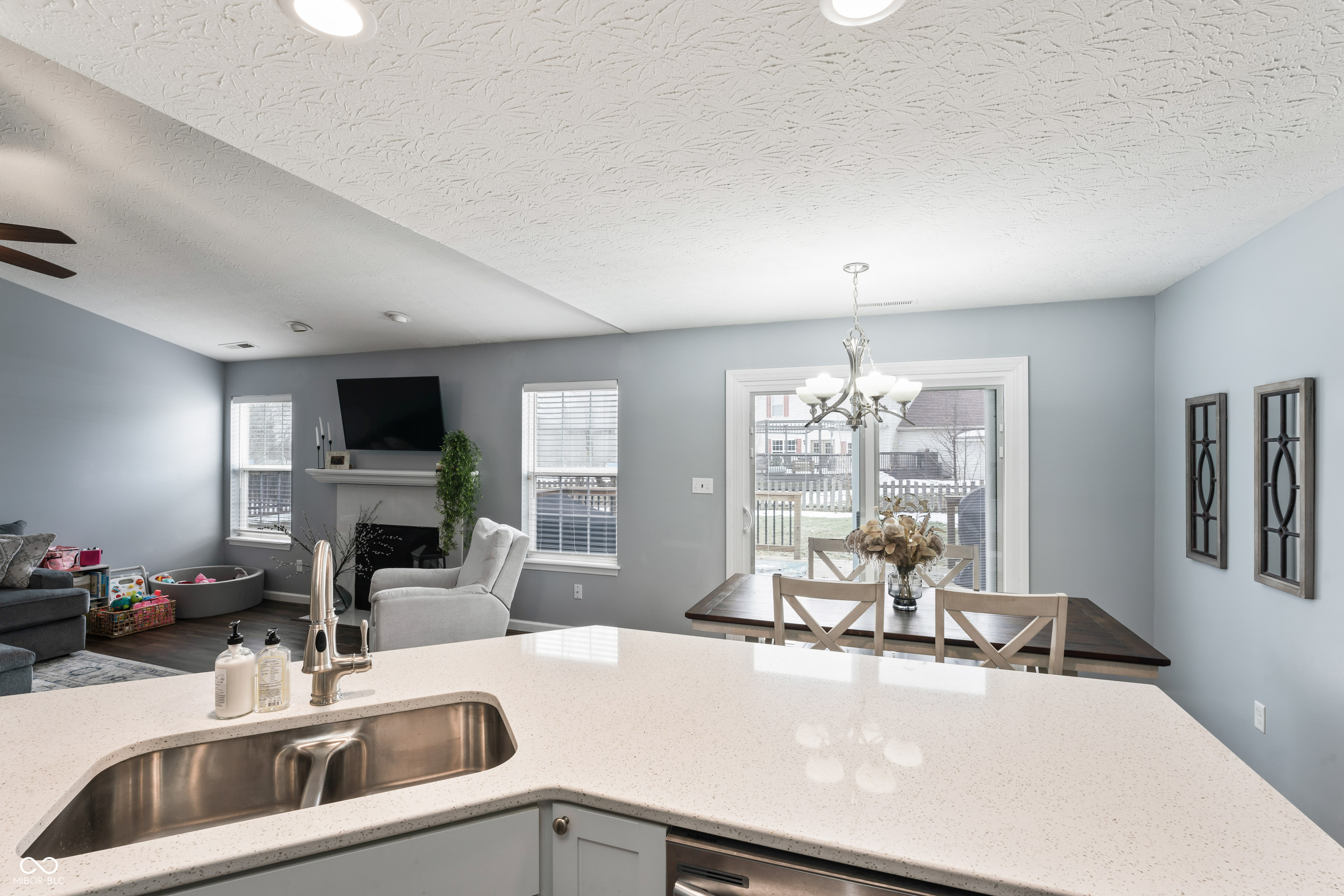 10099 Long Meadow Drive