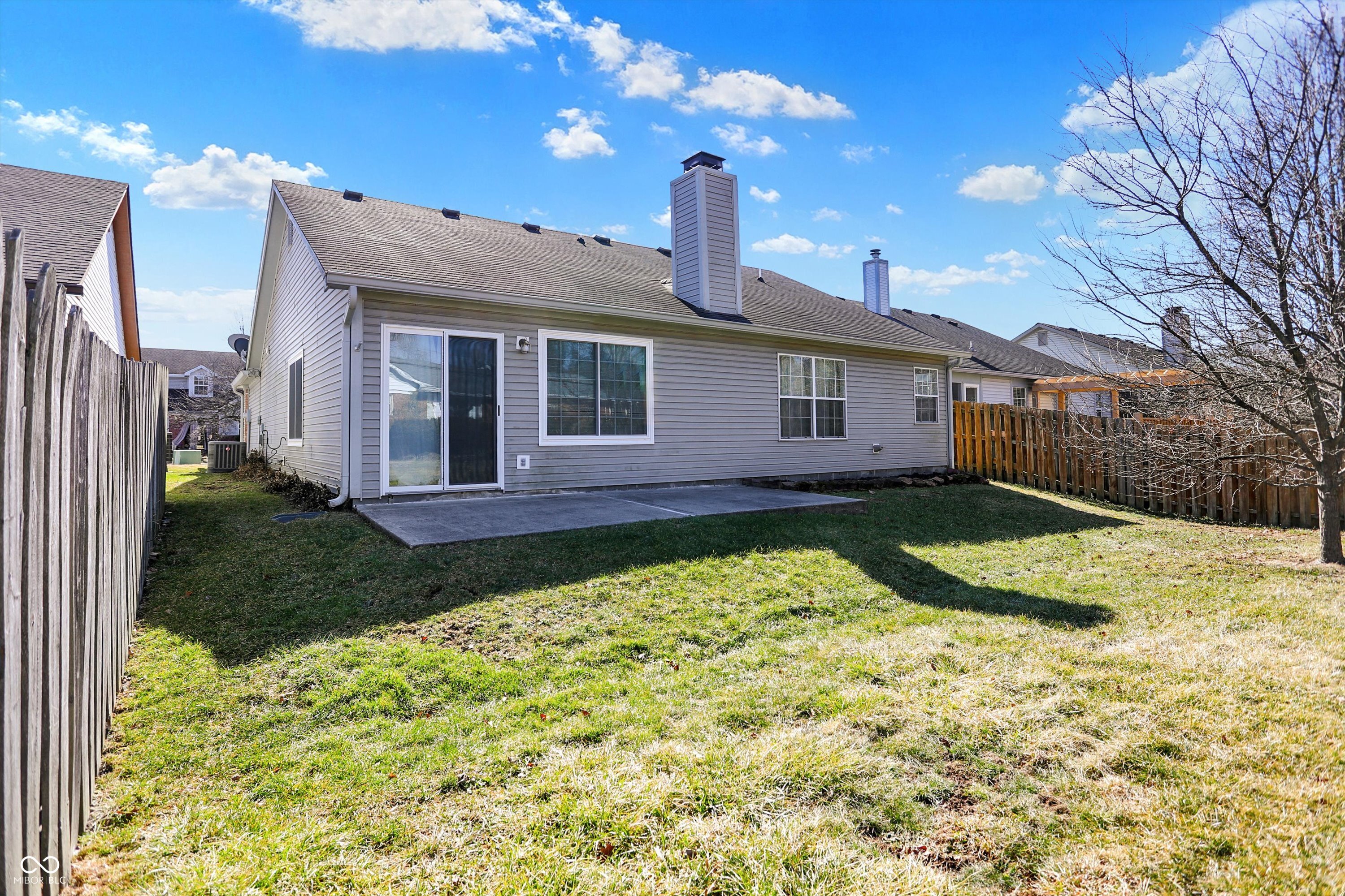 4722 Common View Circle