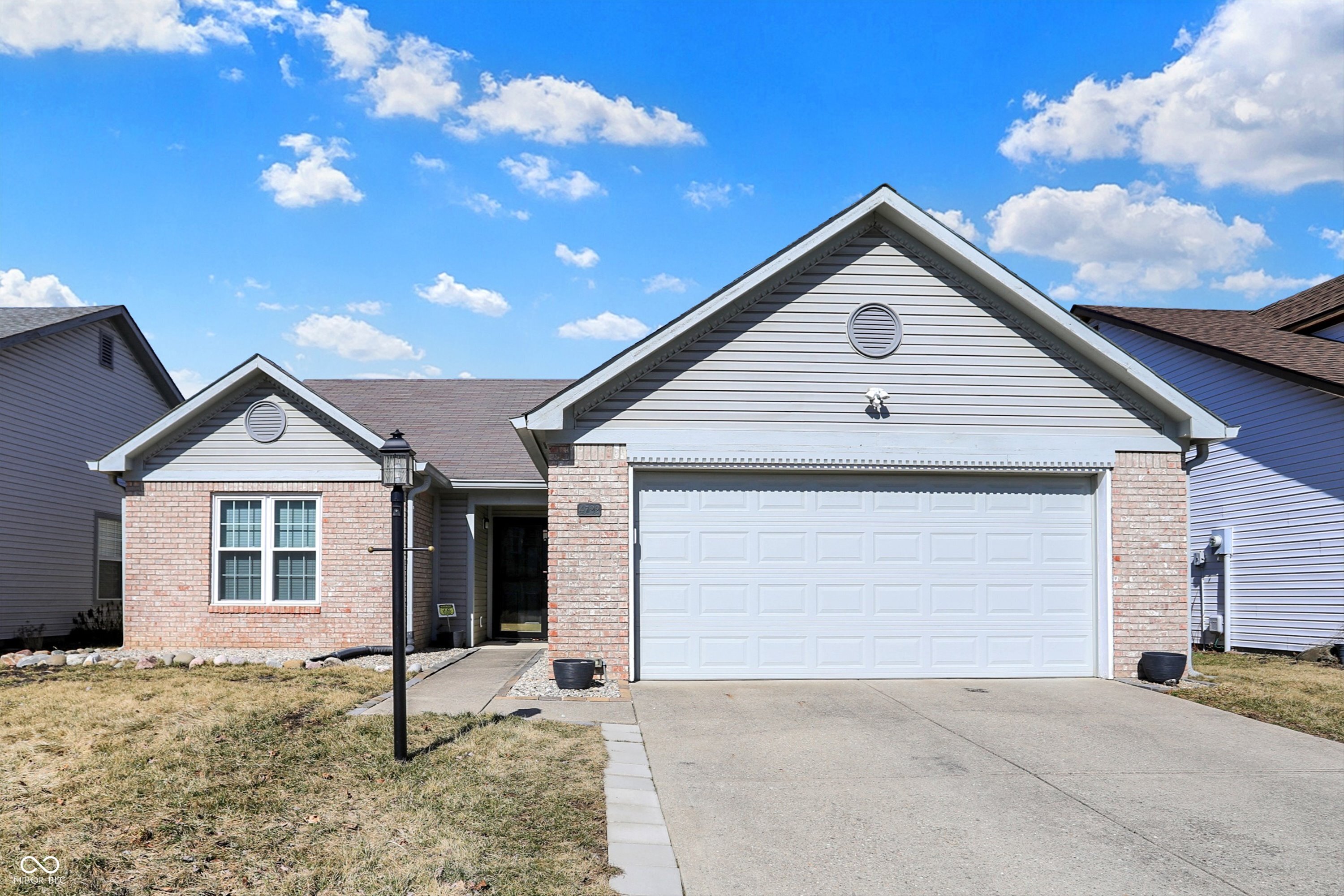 4722 Common View Circle
