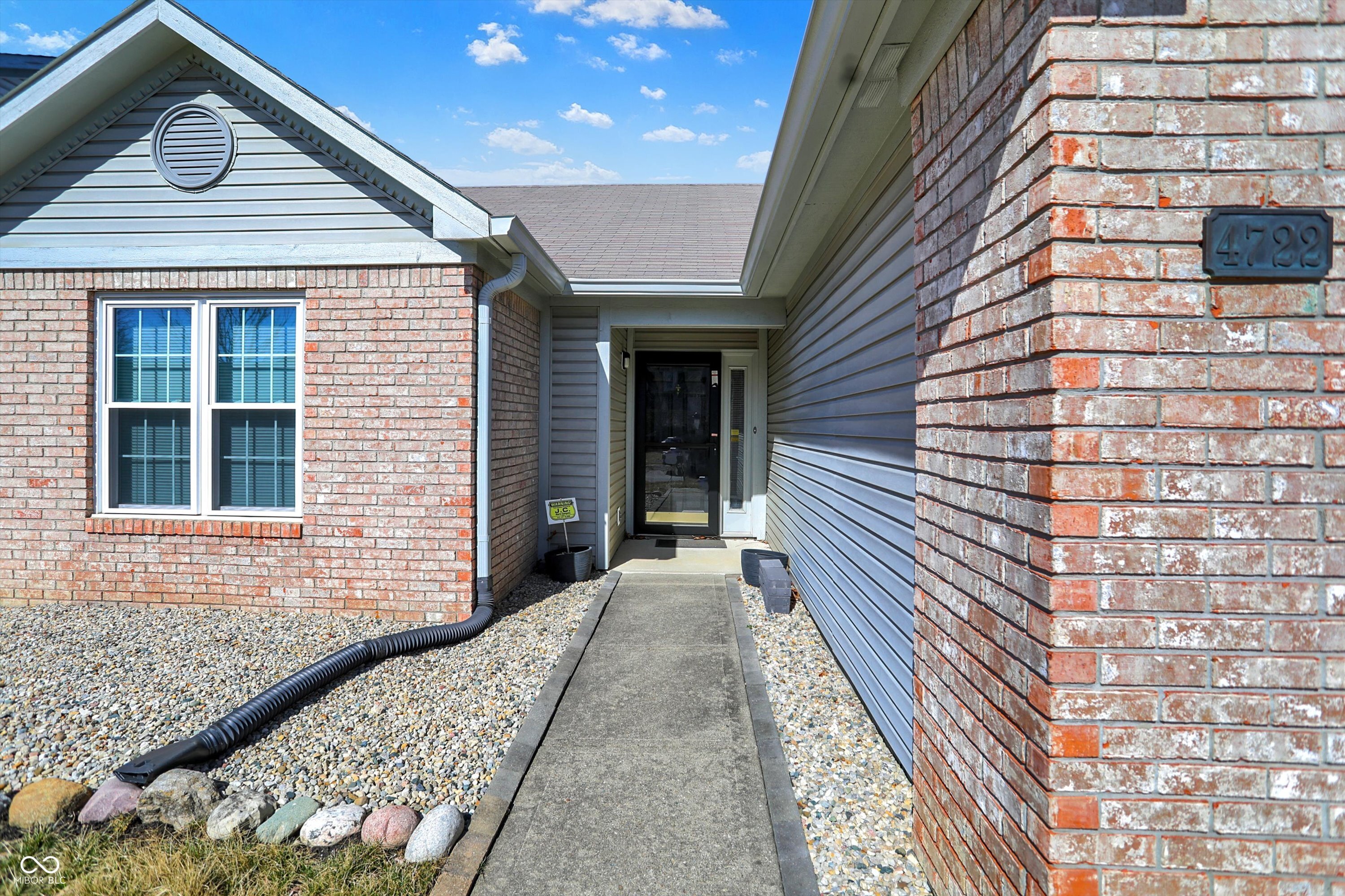4722 Common View Circle