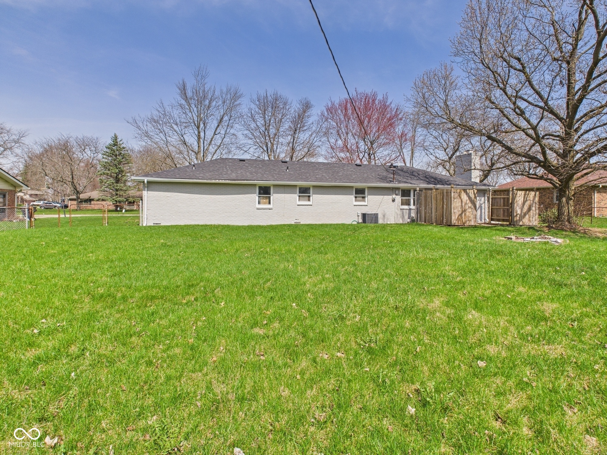 3913 Eastern Drive