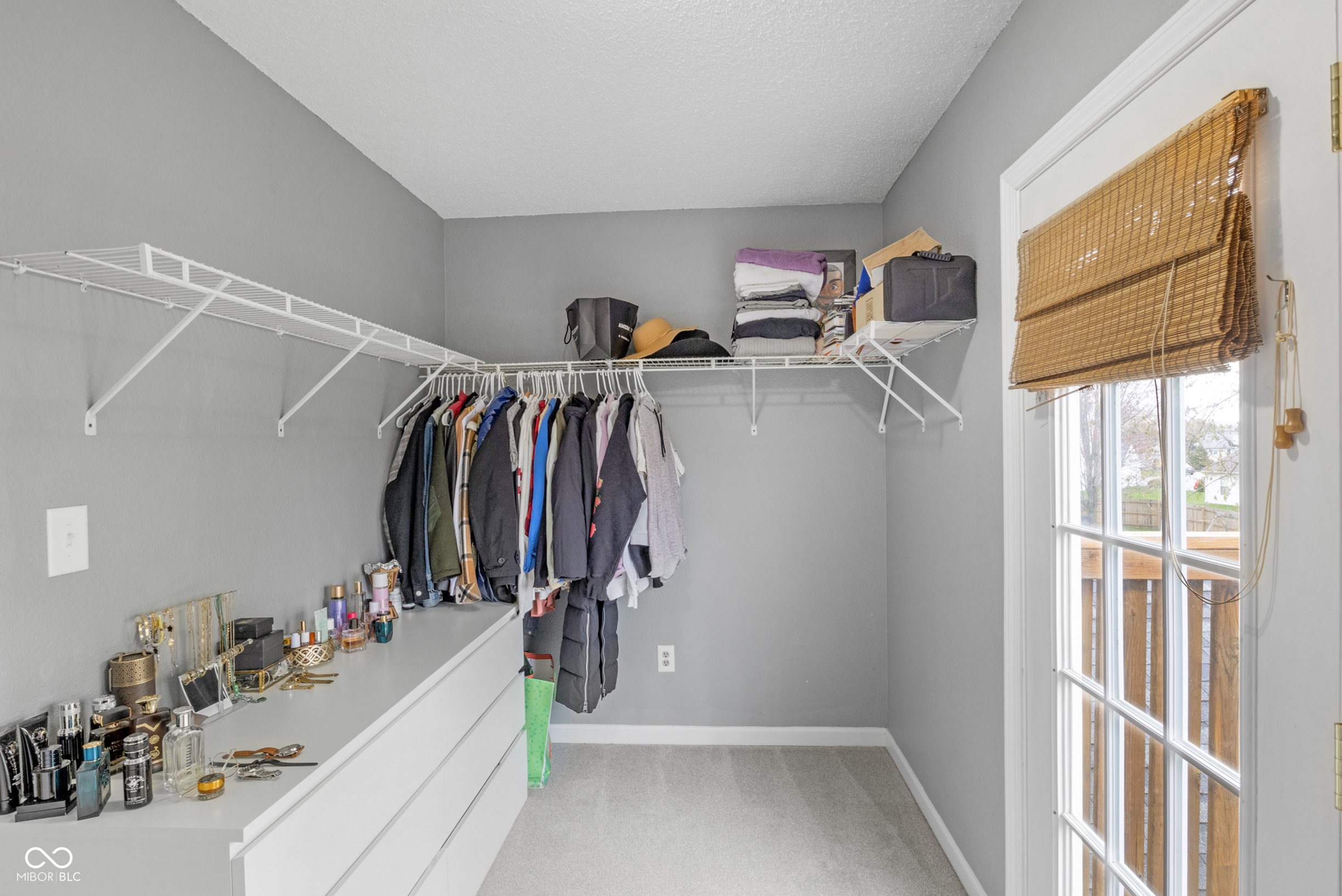 24 W Pine Ridge Drive