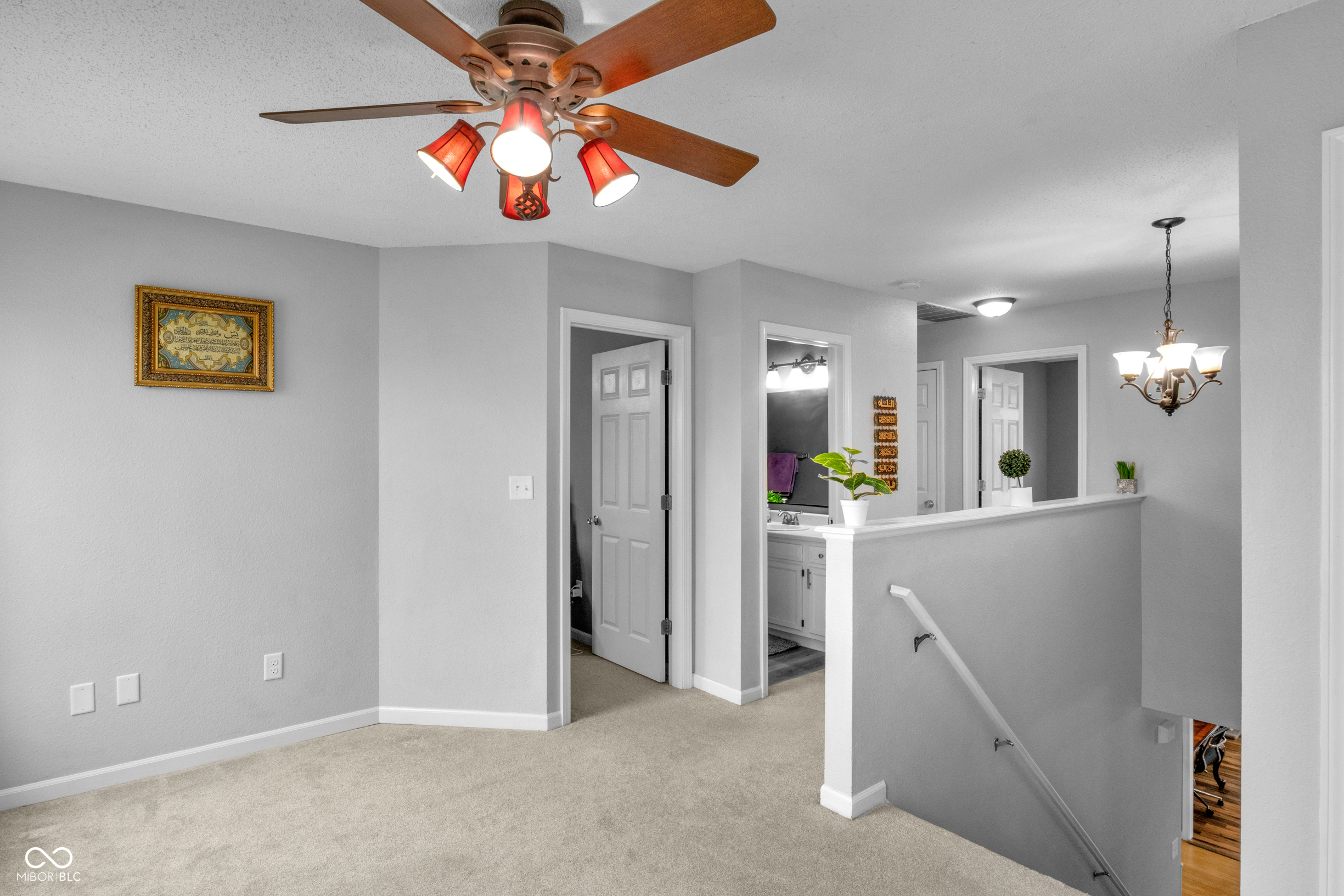 24 W Pine Ridge Drive