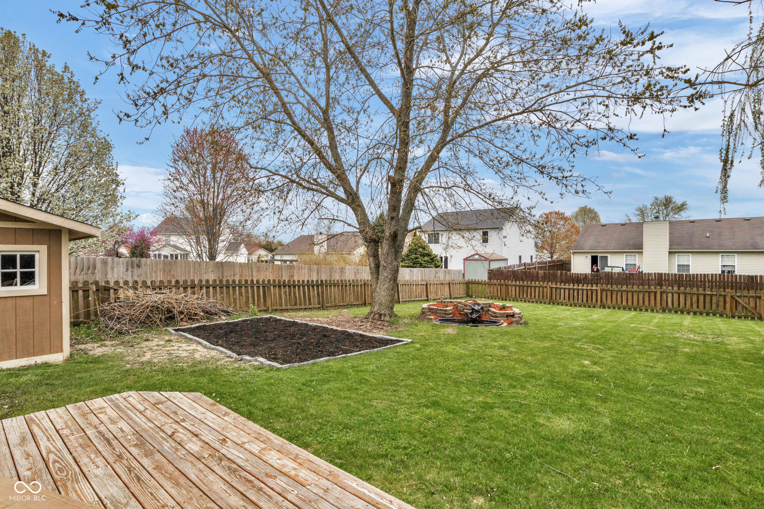 24 W Pine Ridge Drive