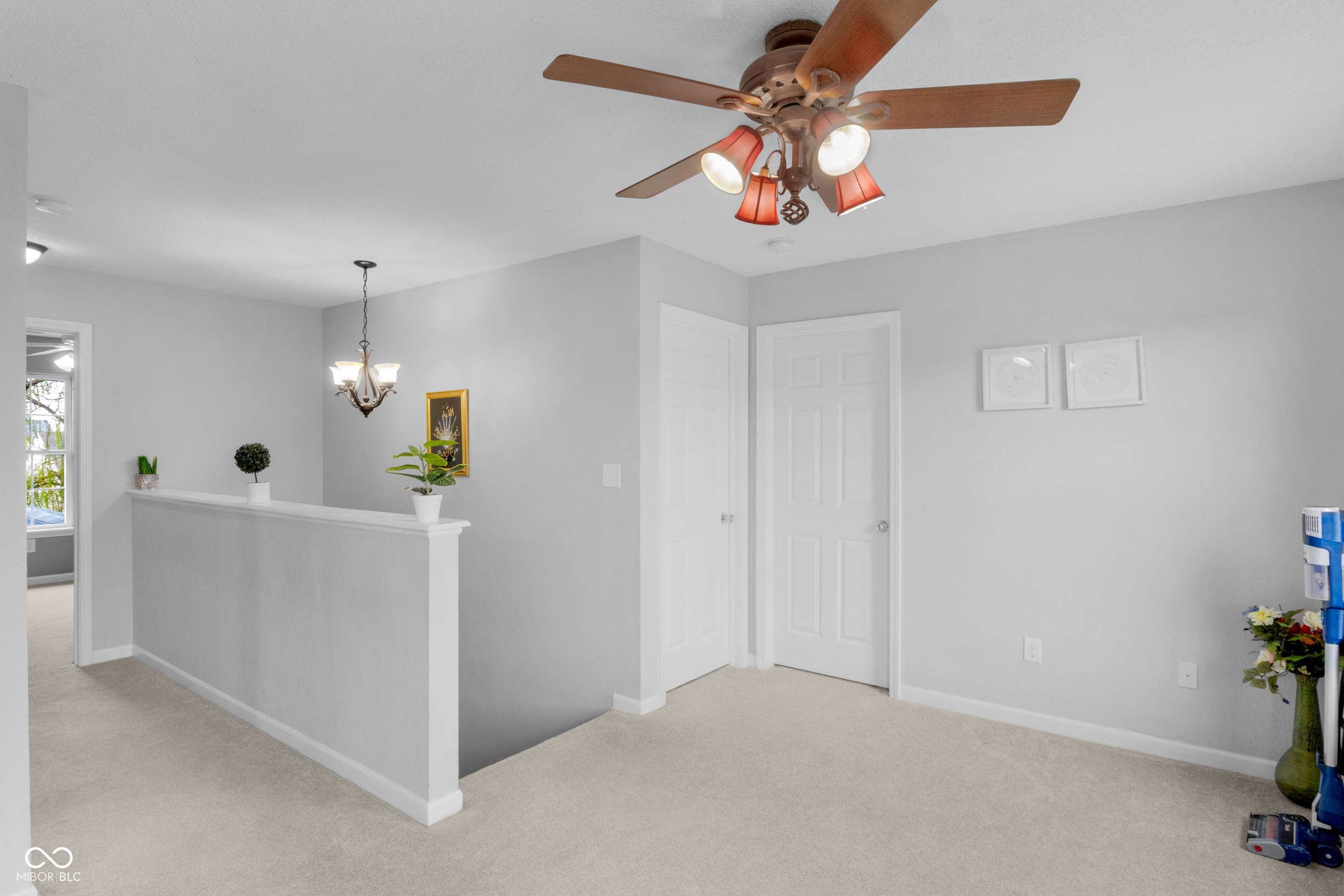 24 W Pine Ridge Drive