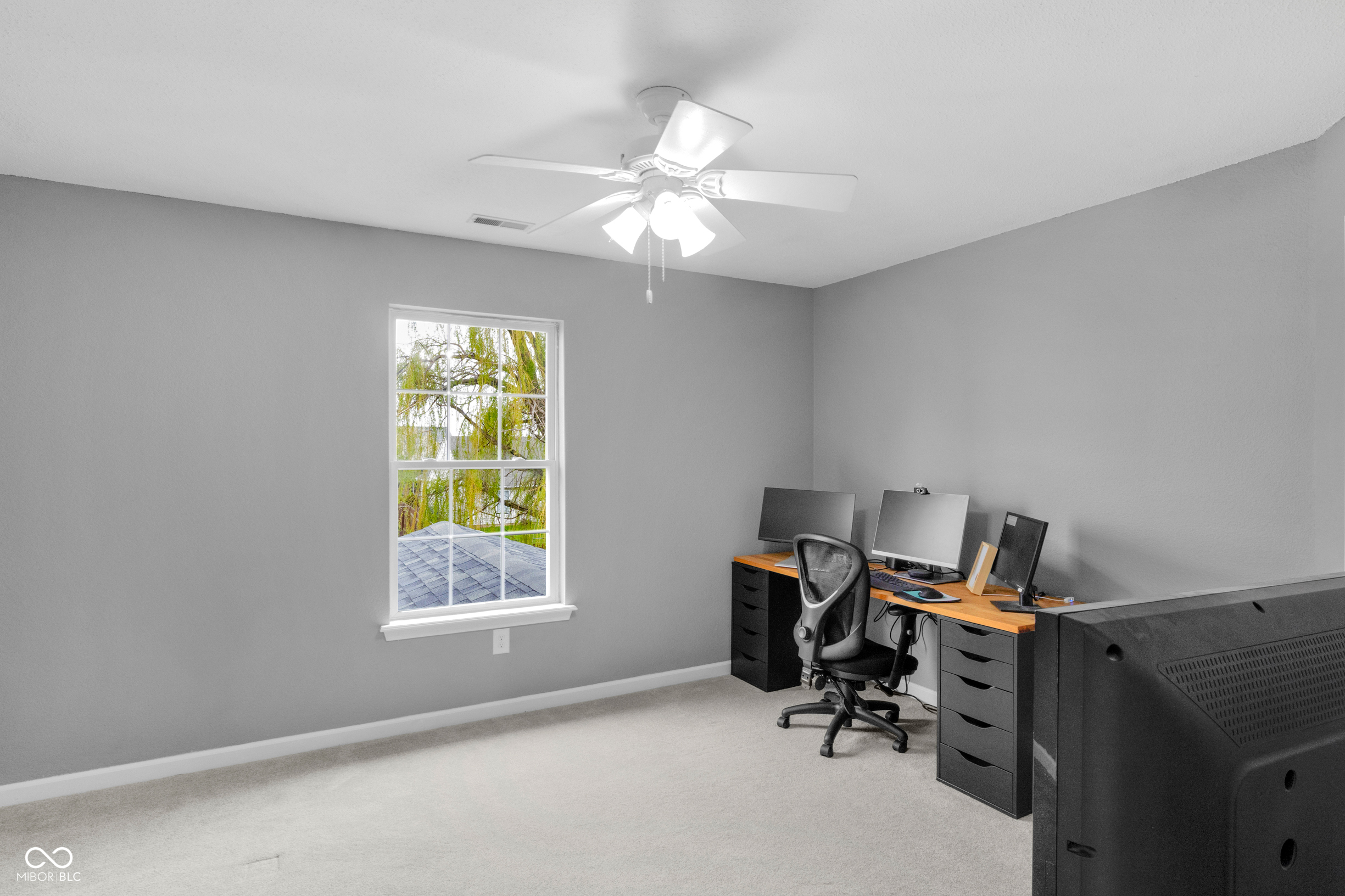 24 W Pine Ridge Drive