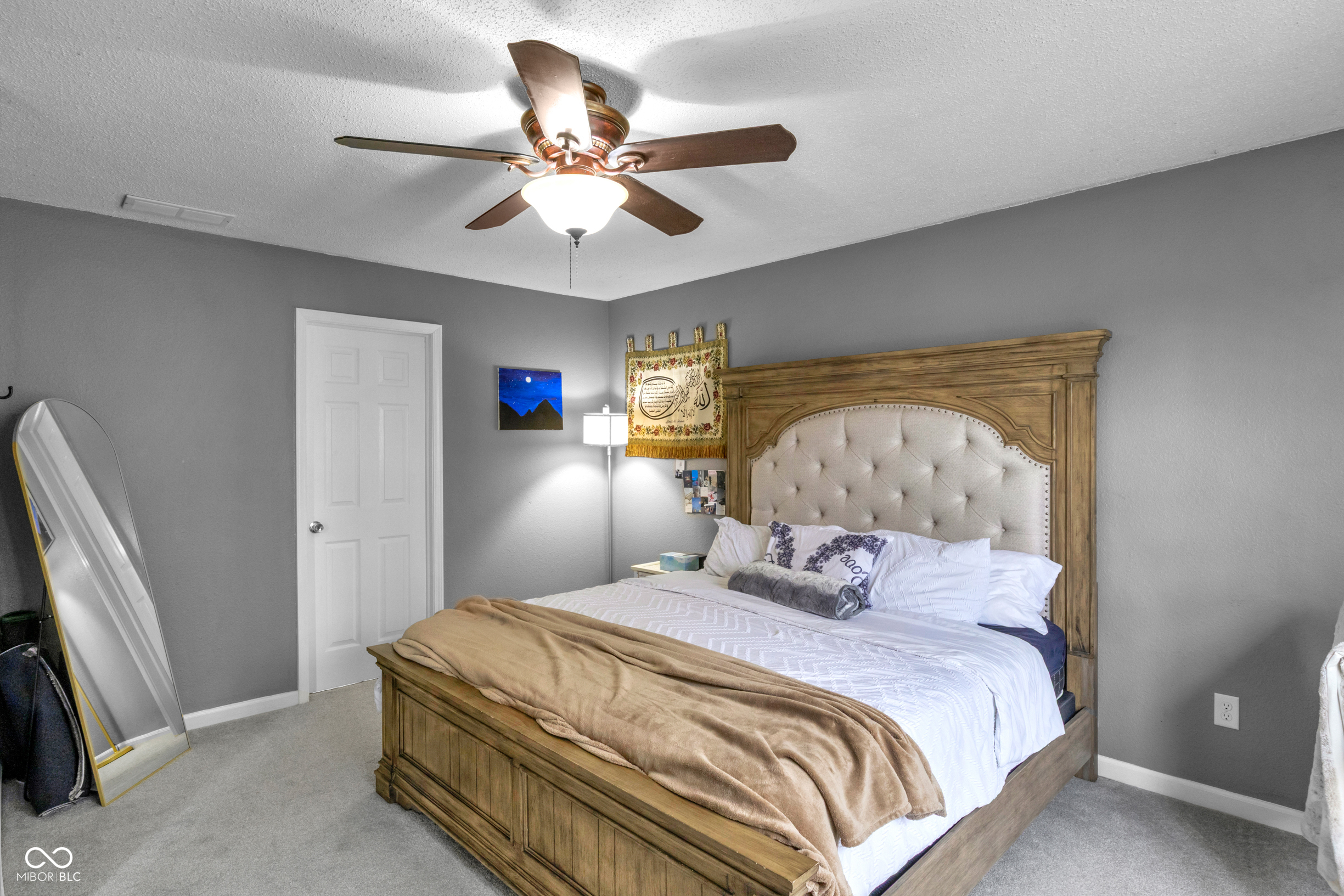 24 W Pine Ridge Drive