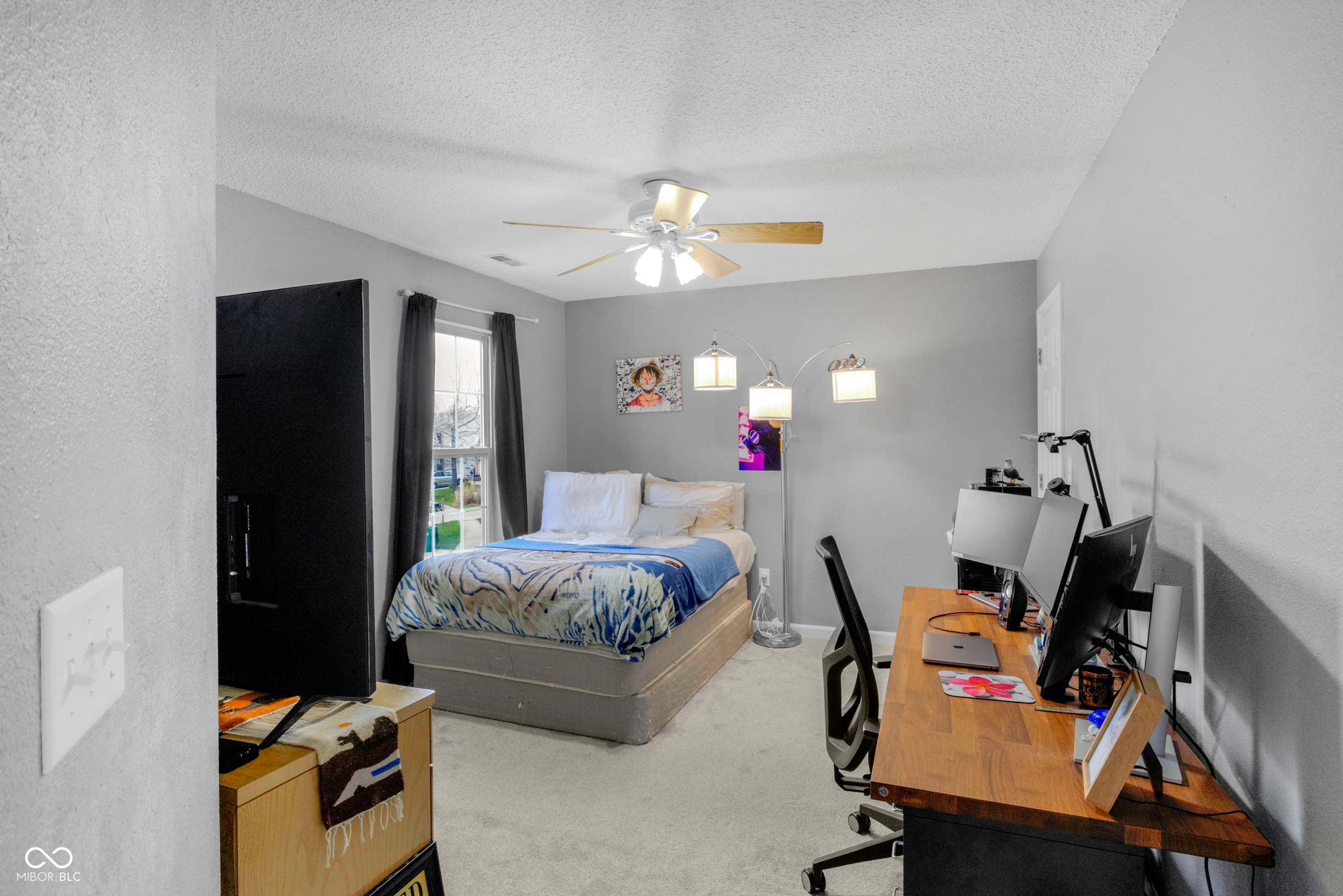 24 W Pine Ridge Drive