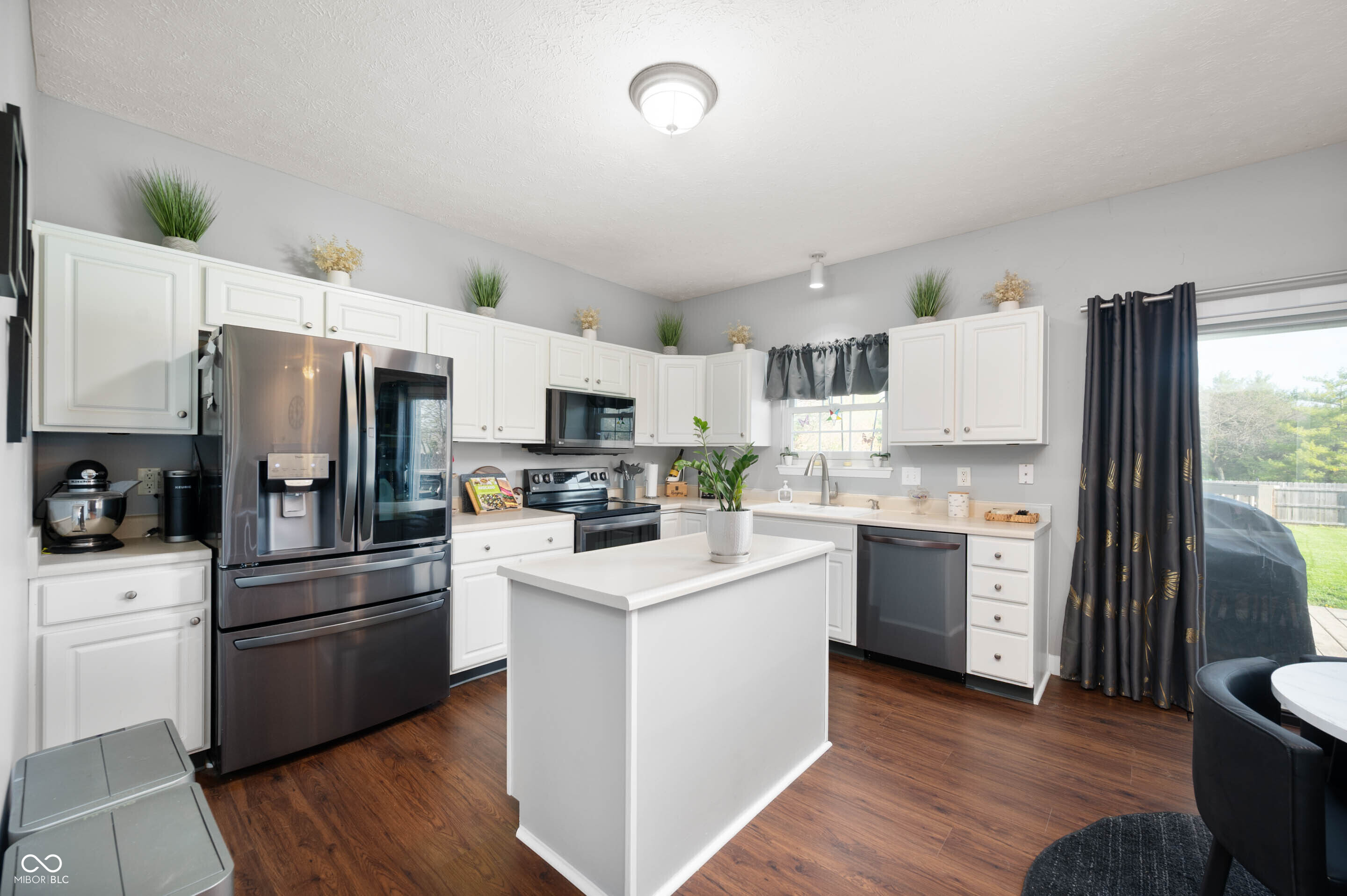 9910 Suncoral Circle