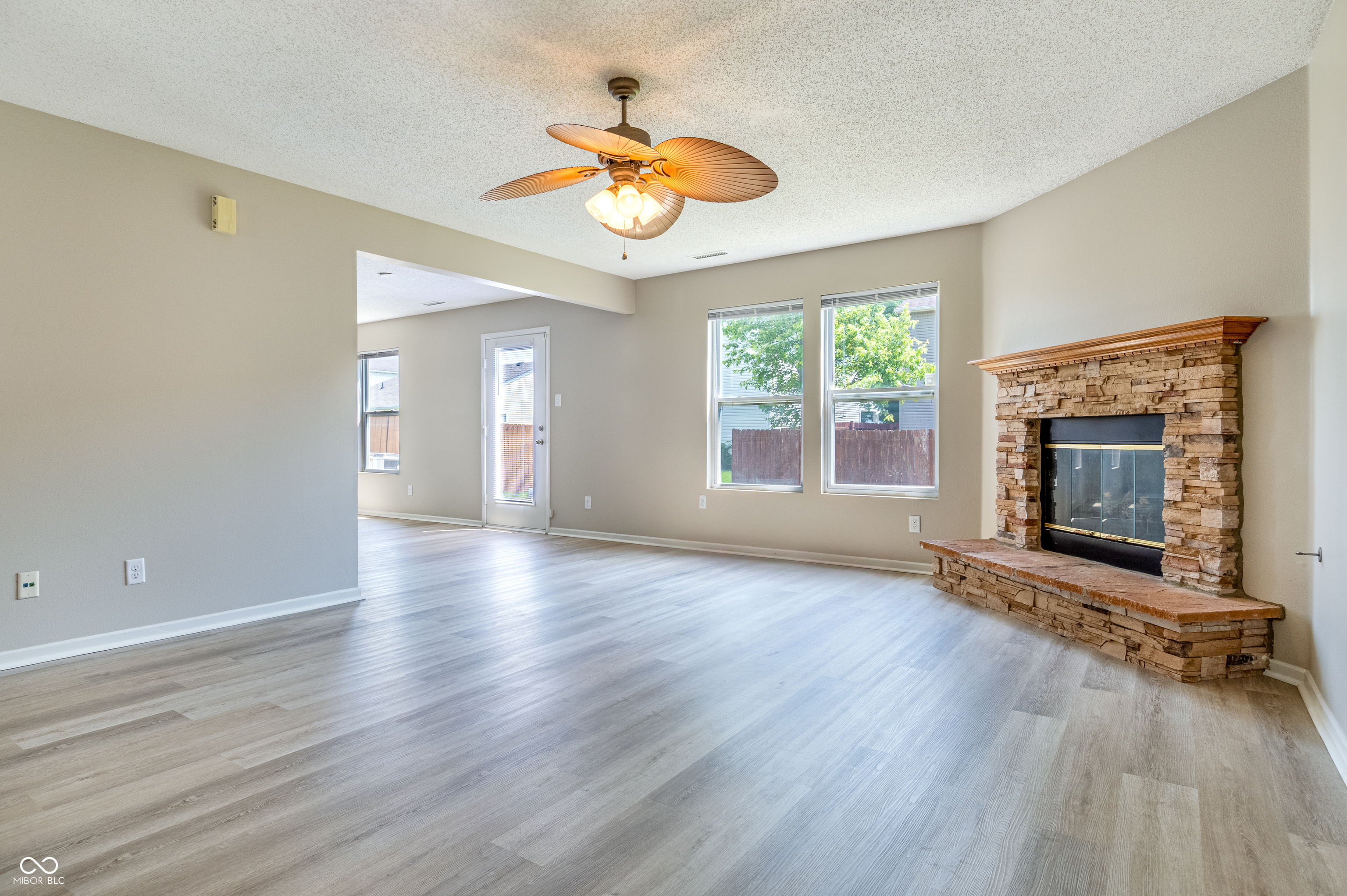 3351 Summer Breeze Circle