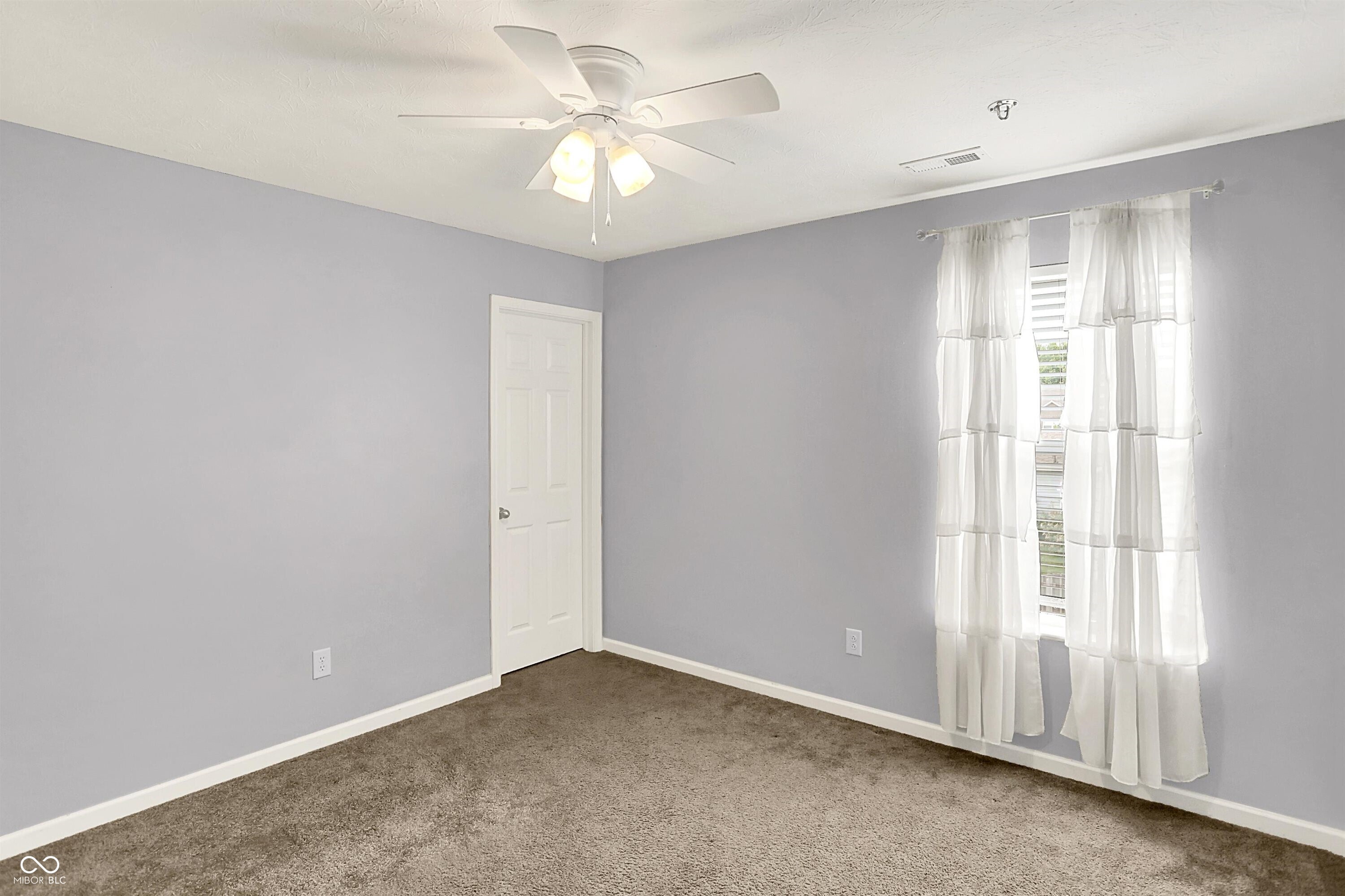 1067 W Limestone Way