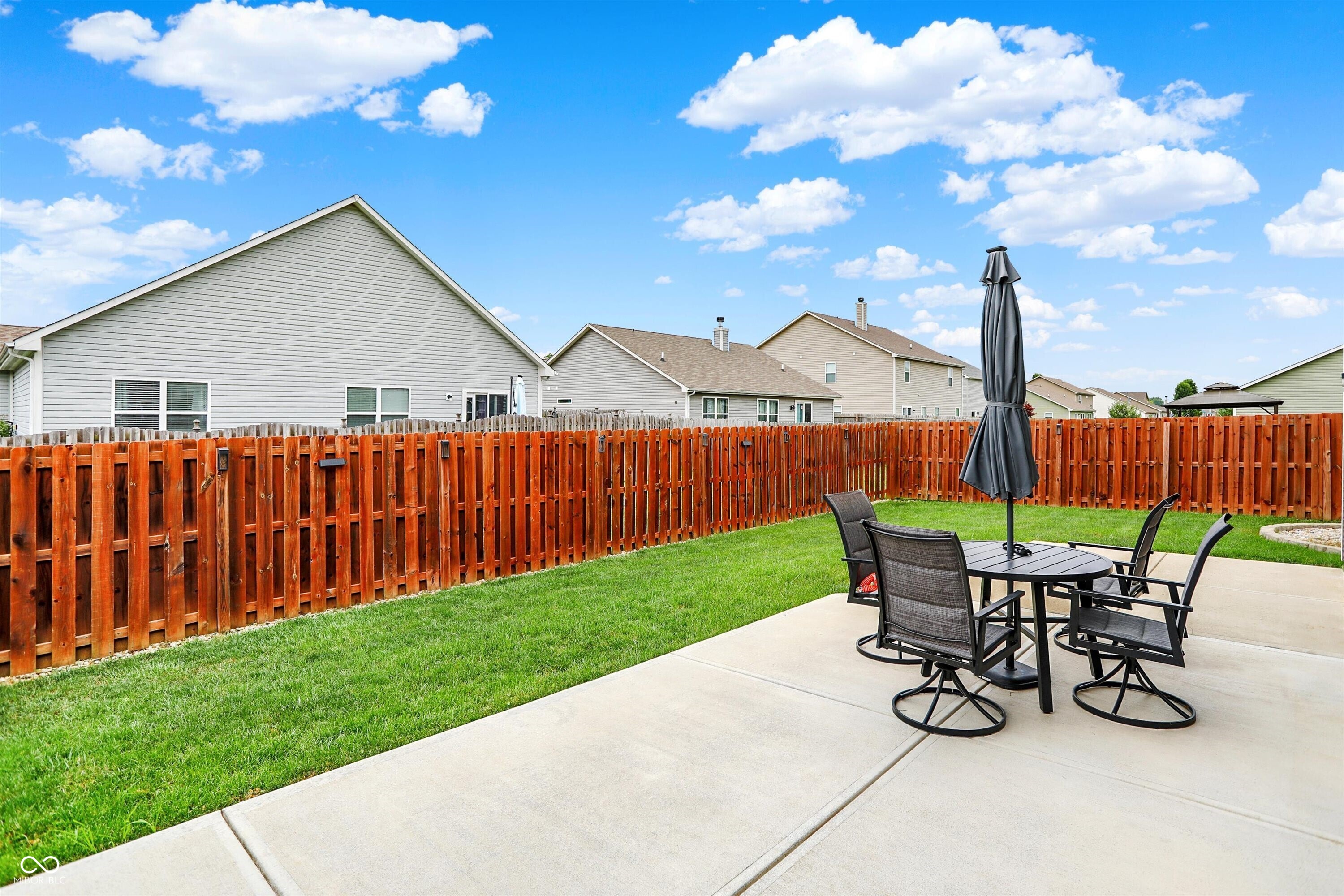 1067 W Limestone Way