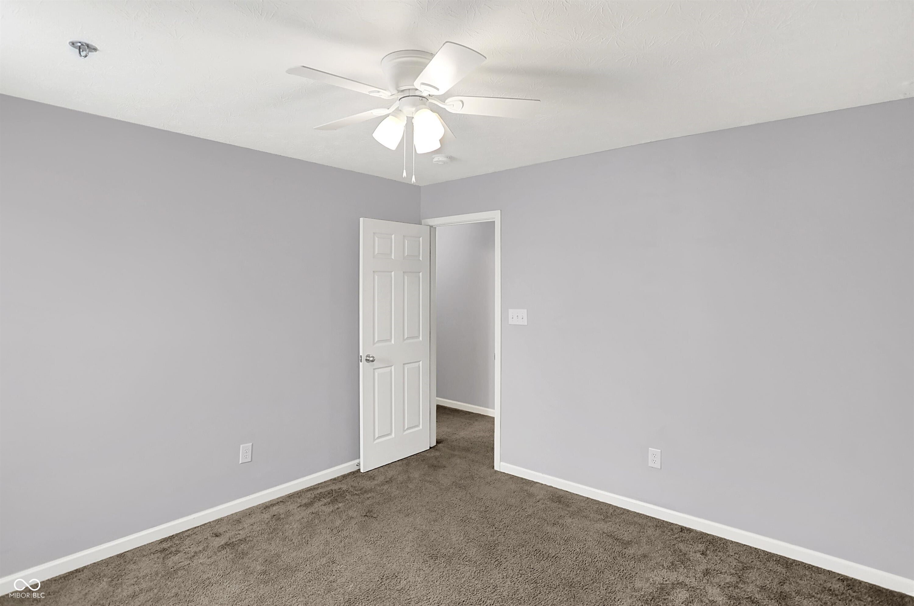 1067 W Limestone Way