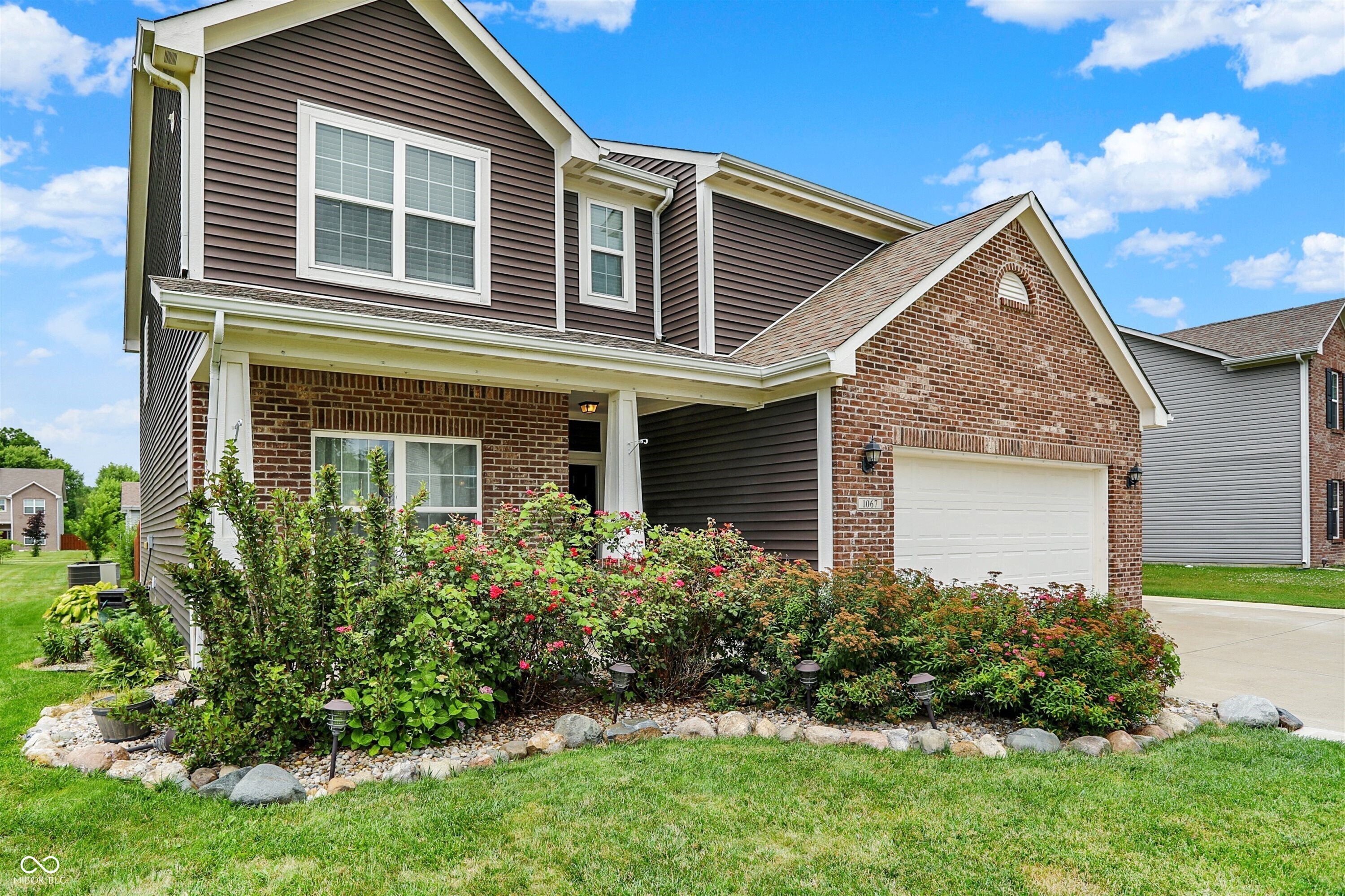 1067 W Limestone Way
