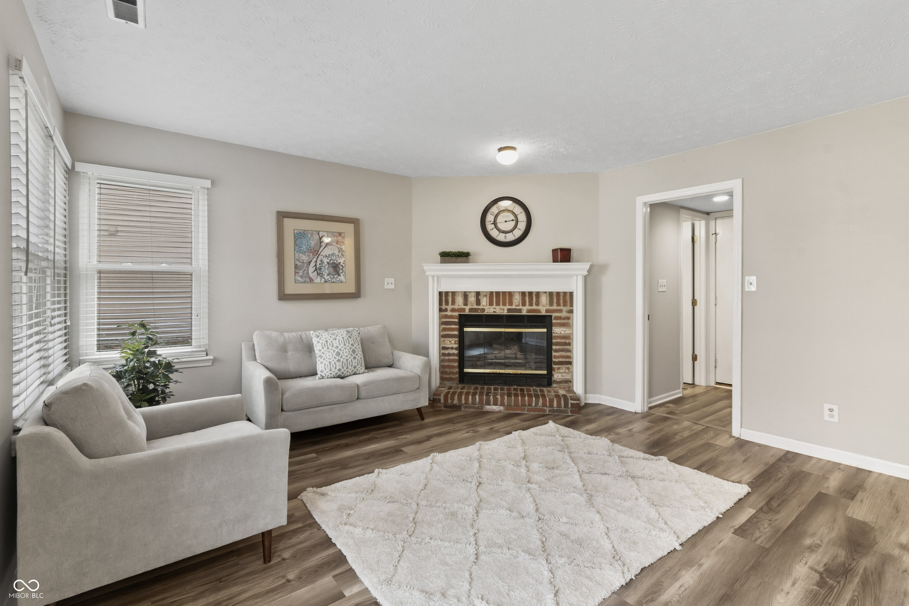 7898 Beanblossom Circle