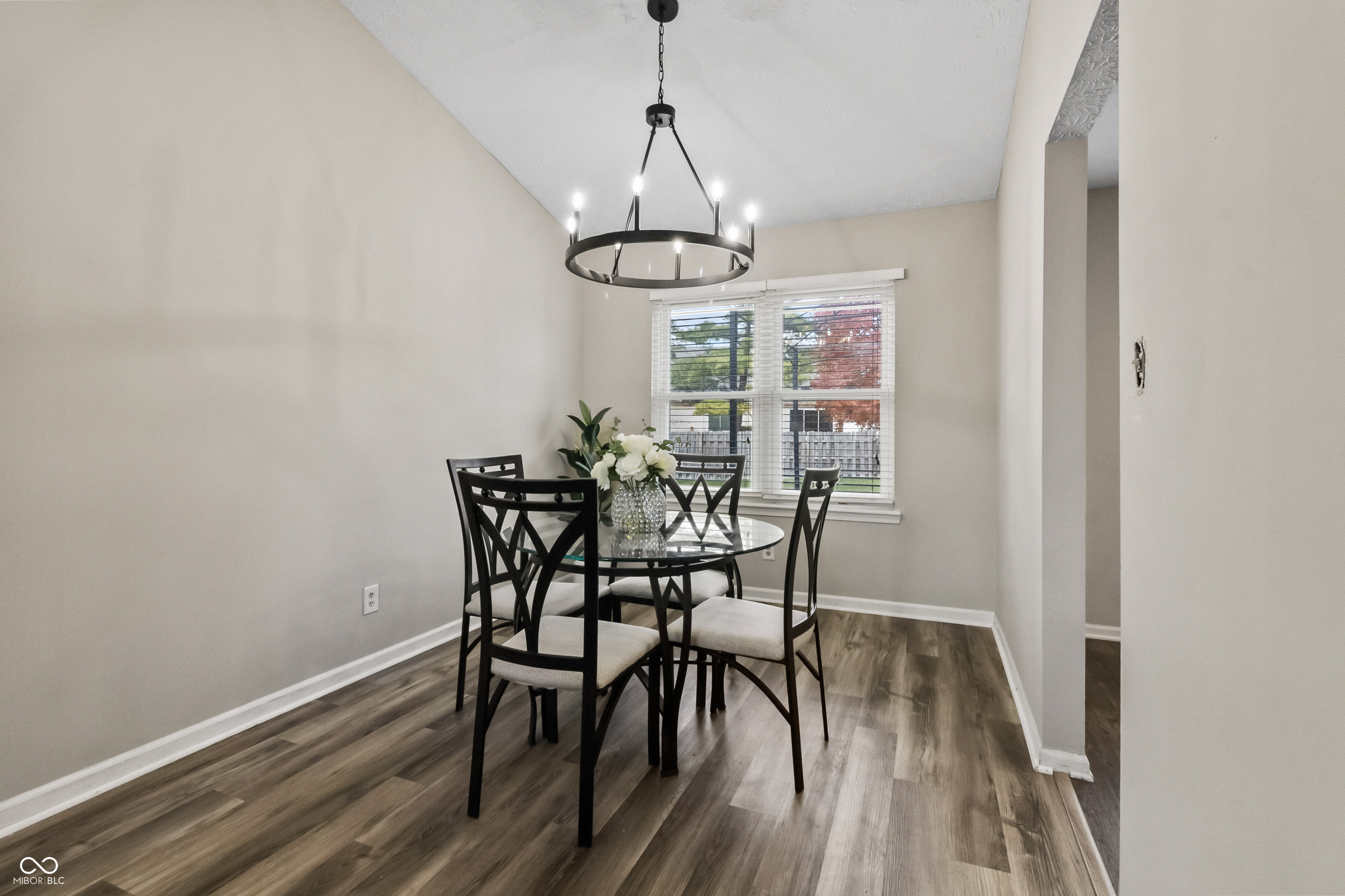 7898 Beanblossom Circle