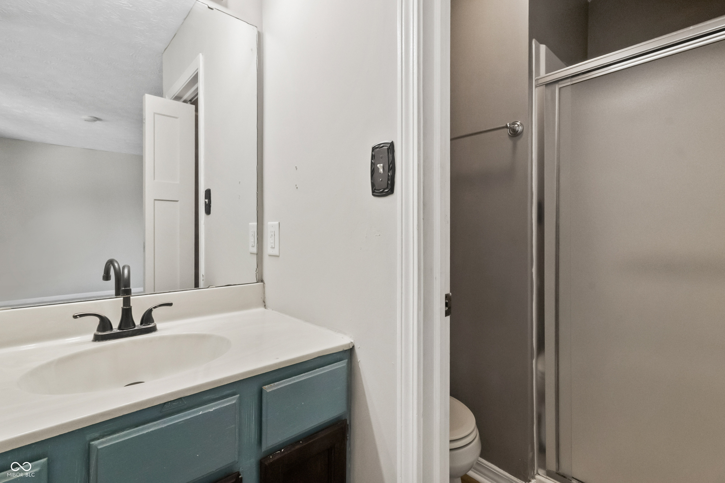 7898 Beanblossom Circle