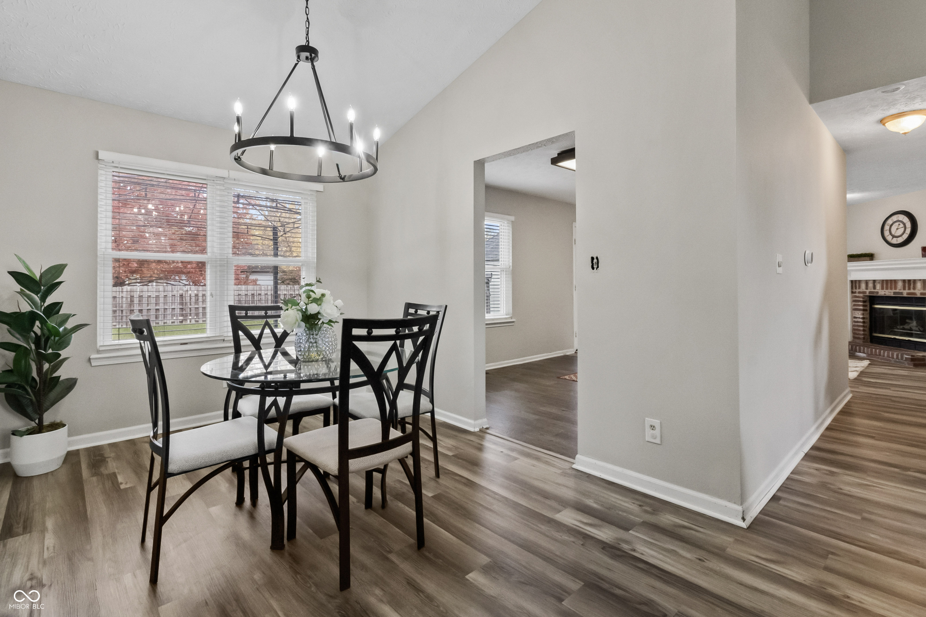 7898 Beanblossom Circle