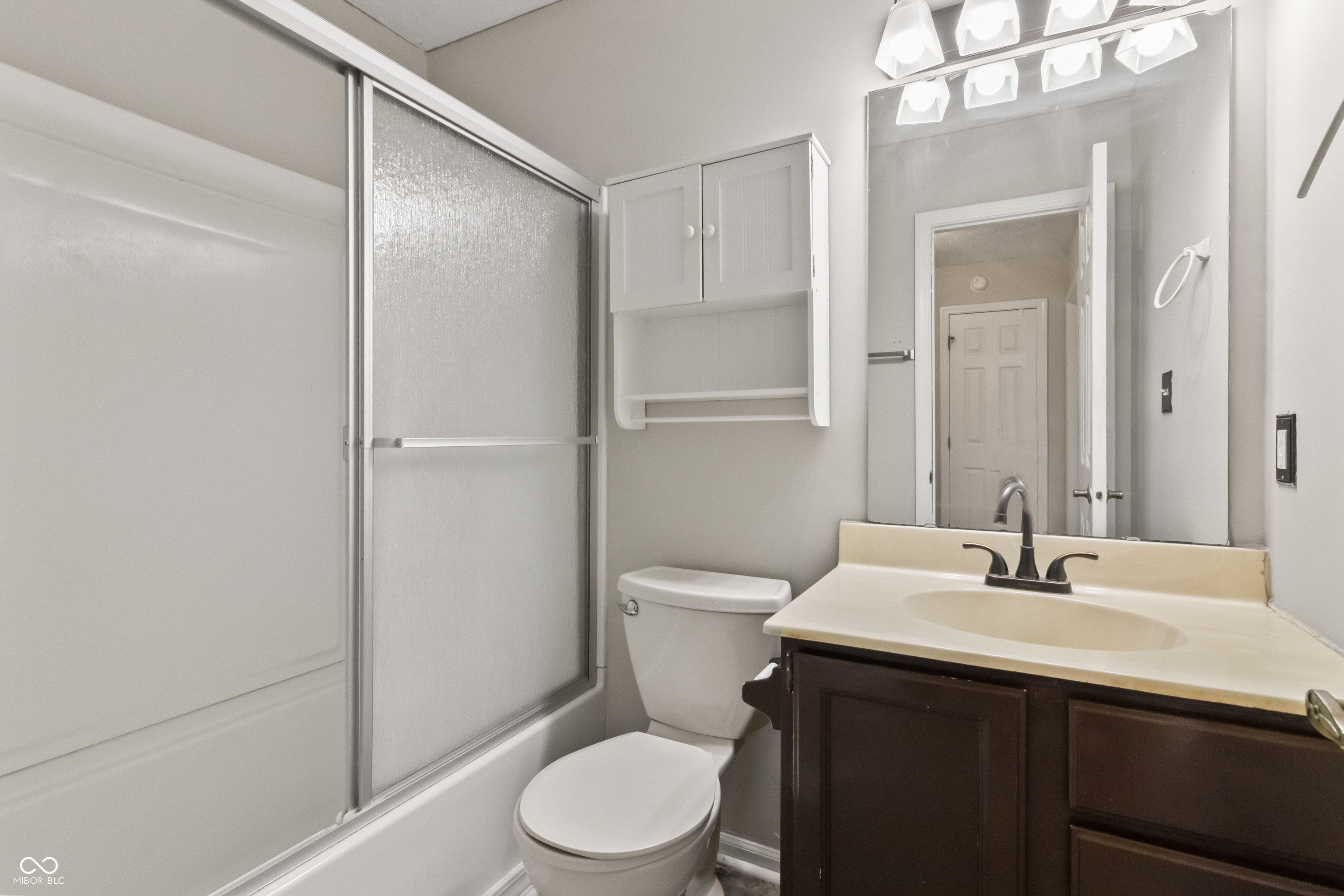 7898 Beanblossom Circle