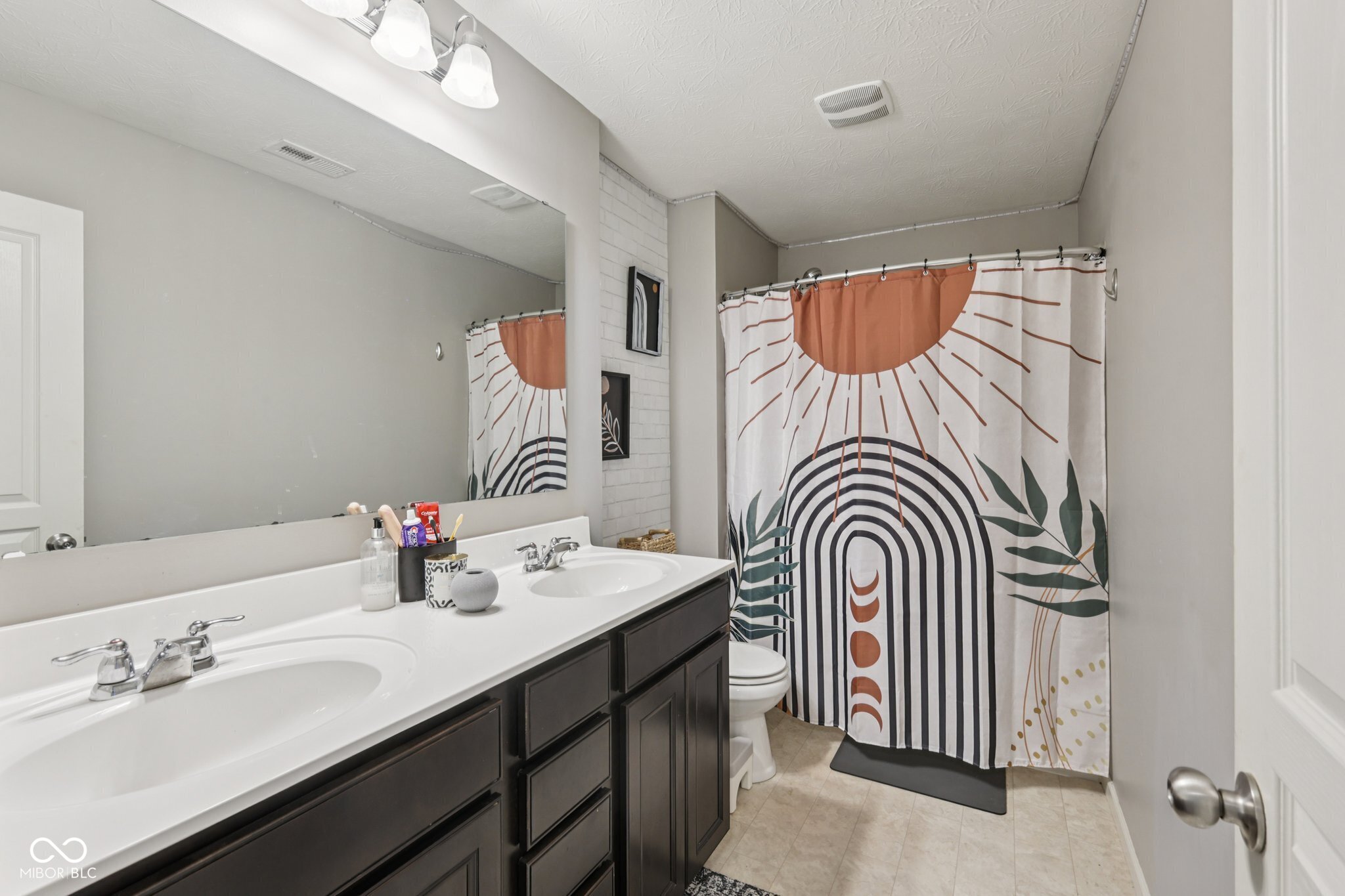 13504 Forest Glade Drive