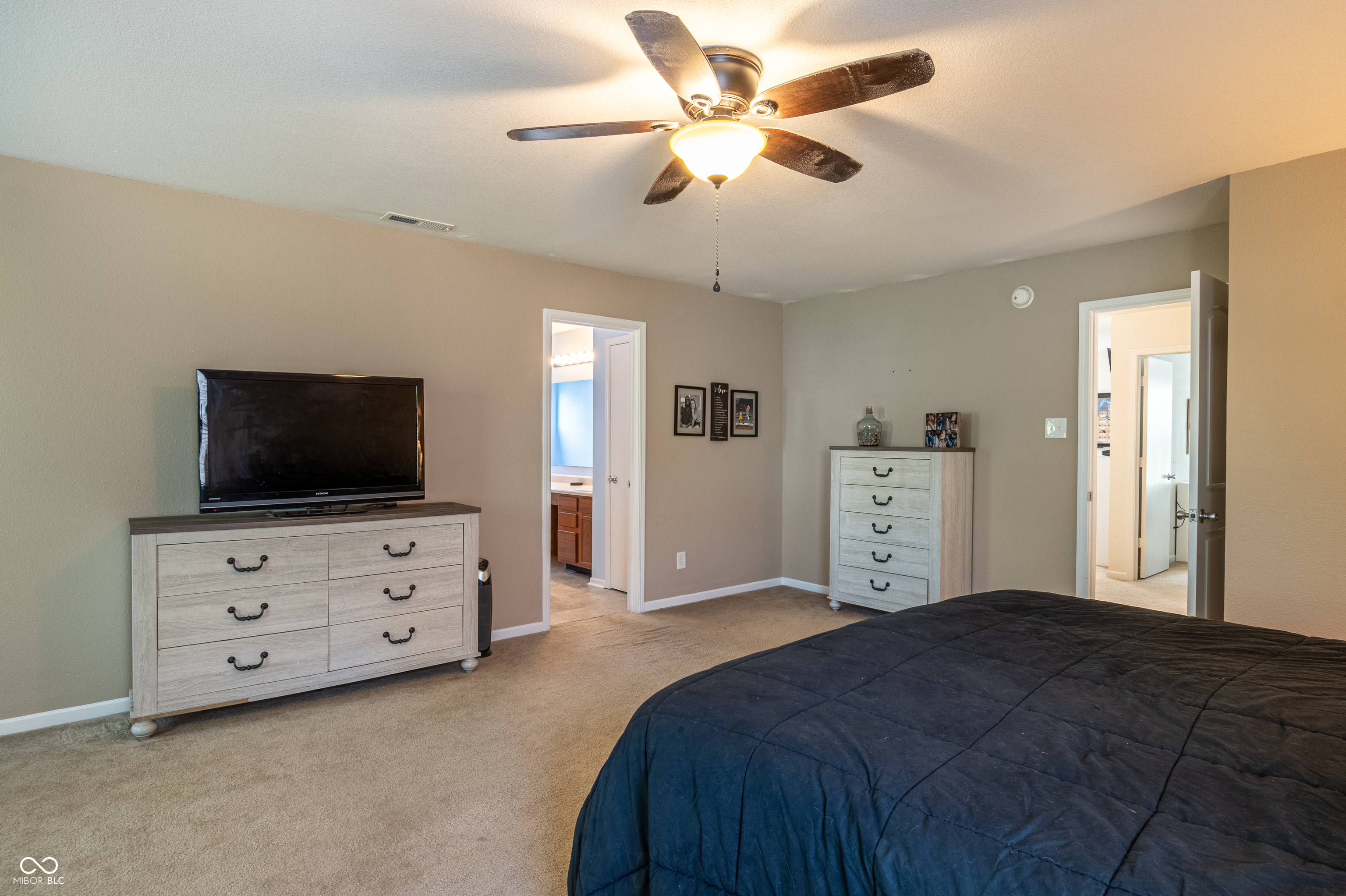 15403 Harmon Place