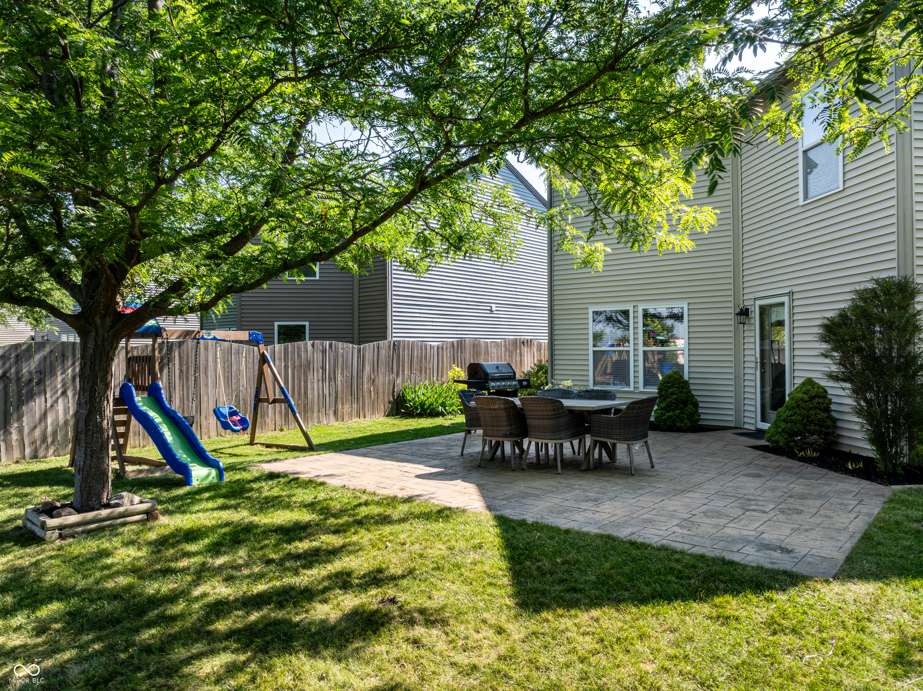 15403 Harmon Place
