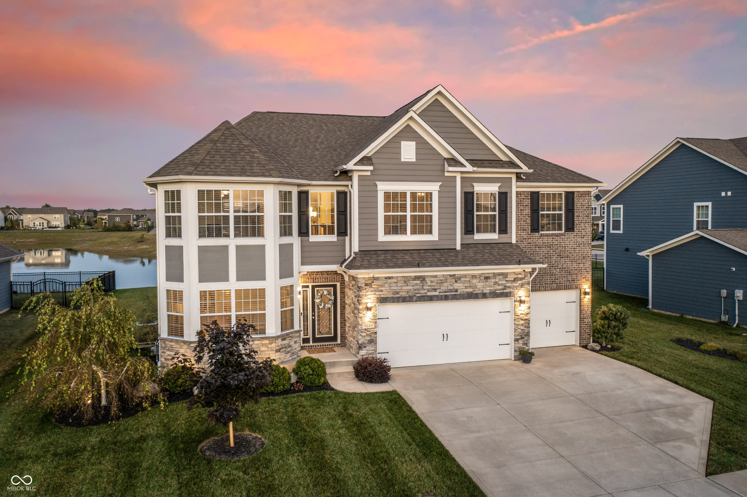 9889 Gallop Lane