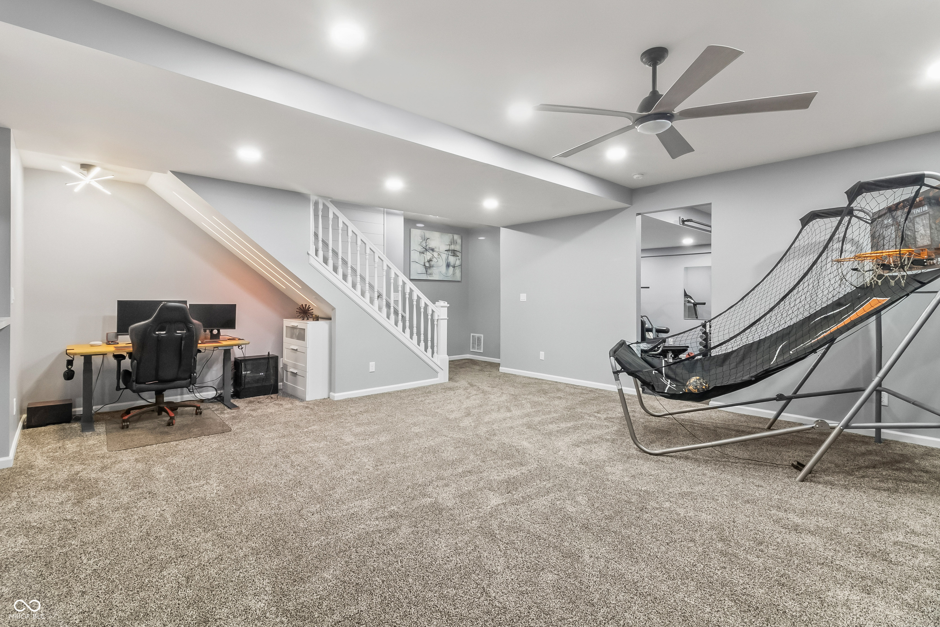9889 Gallop Lane