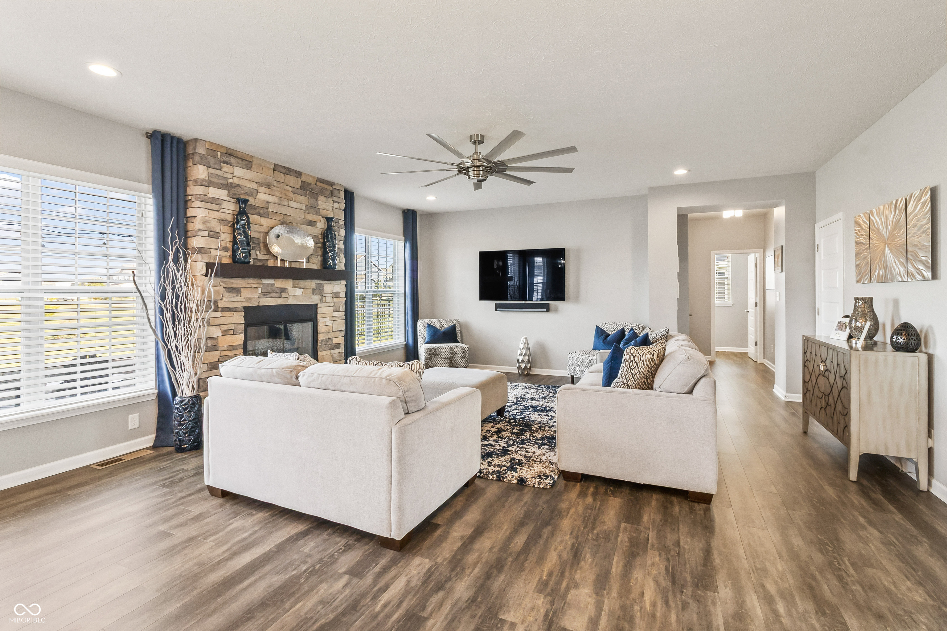 9889 Gallop Lane