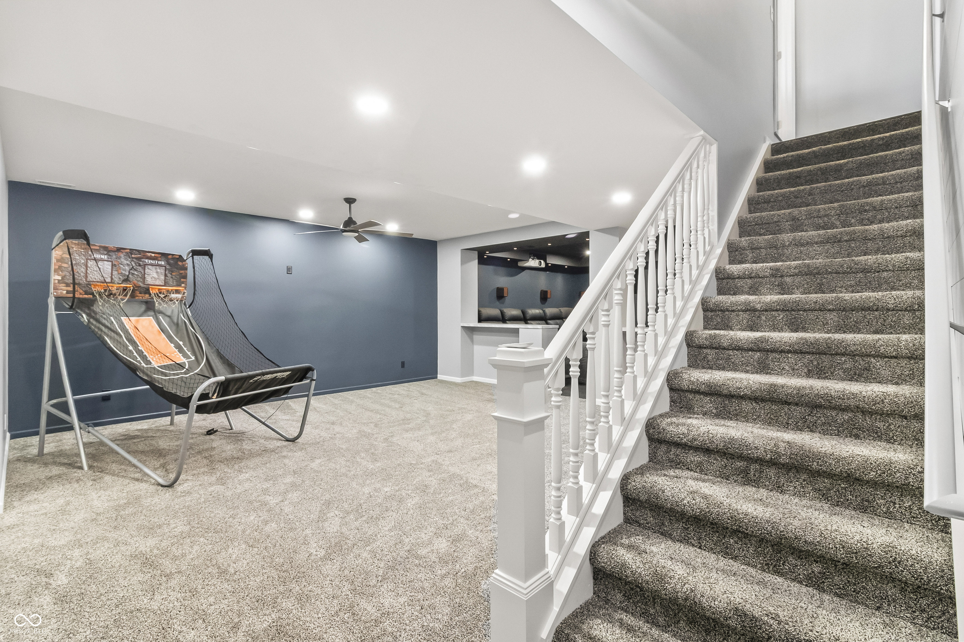 9889 Gallop Lane