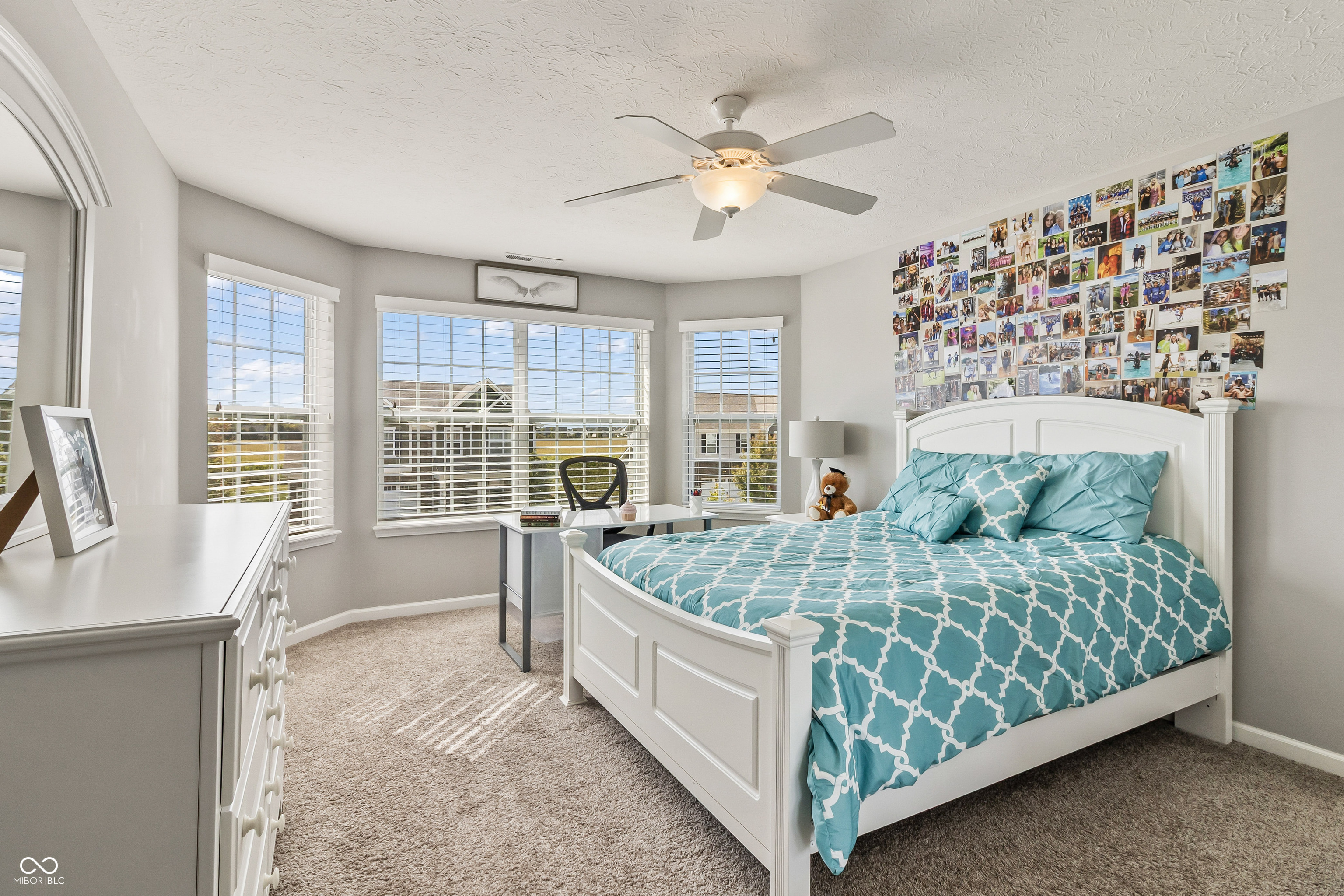 9889 Gallop Lane