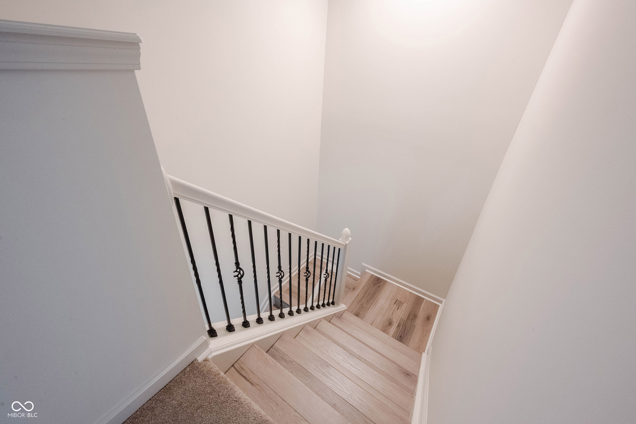 12015 Zircon Lane