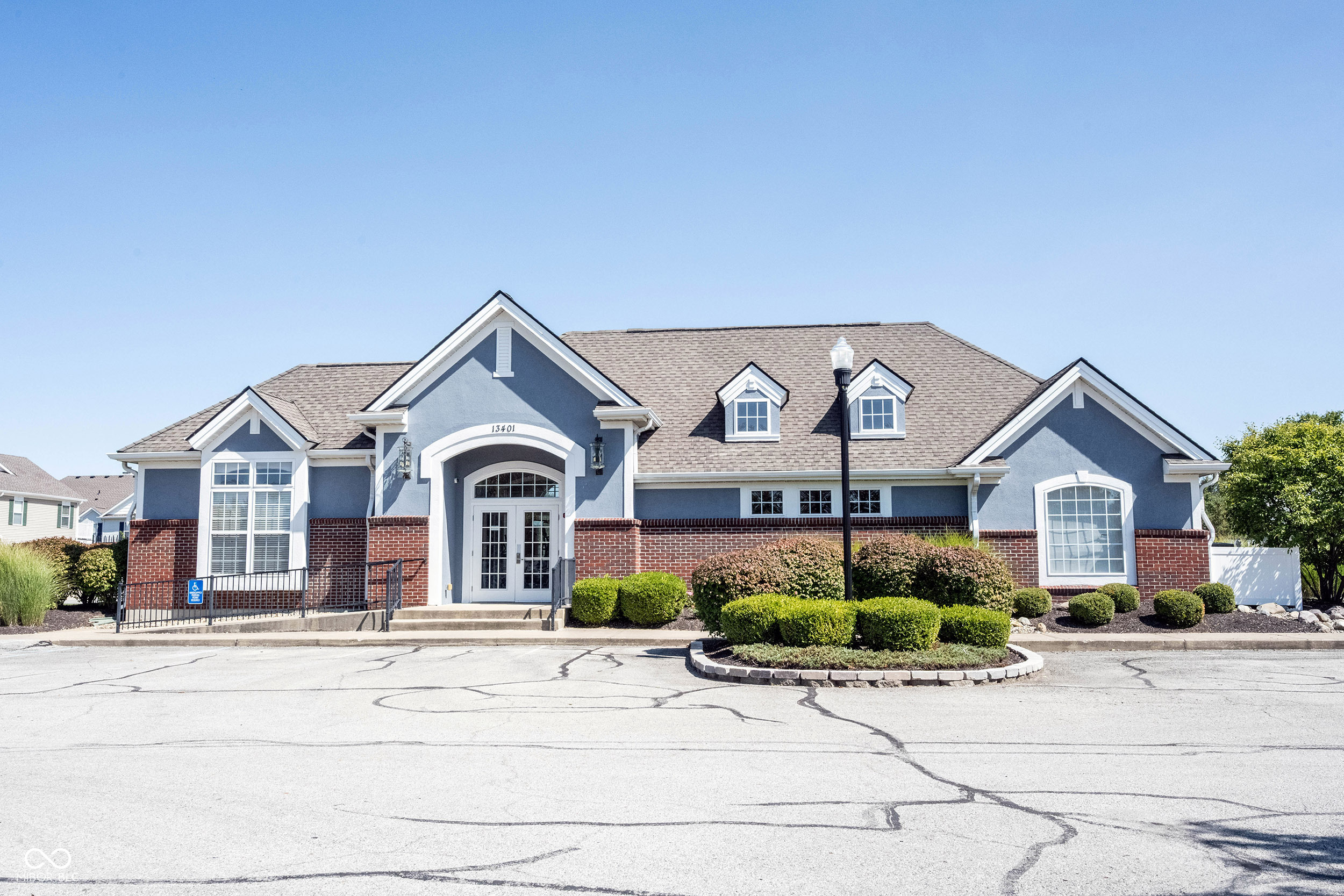 12015 Zircon Lane