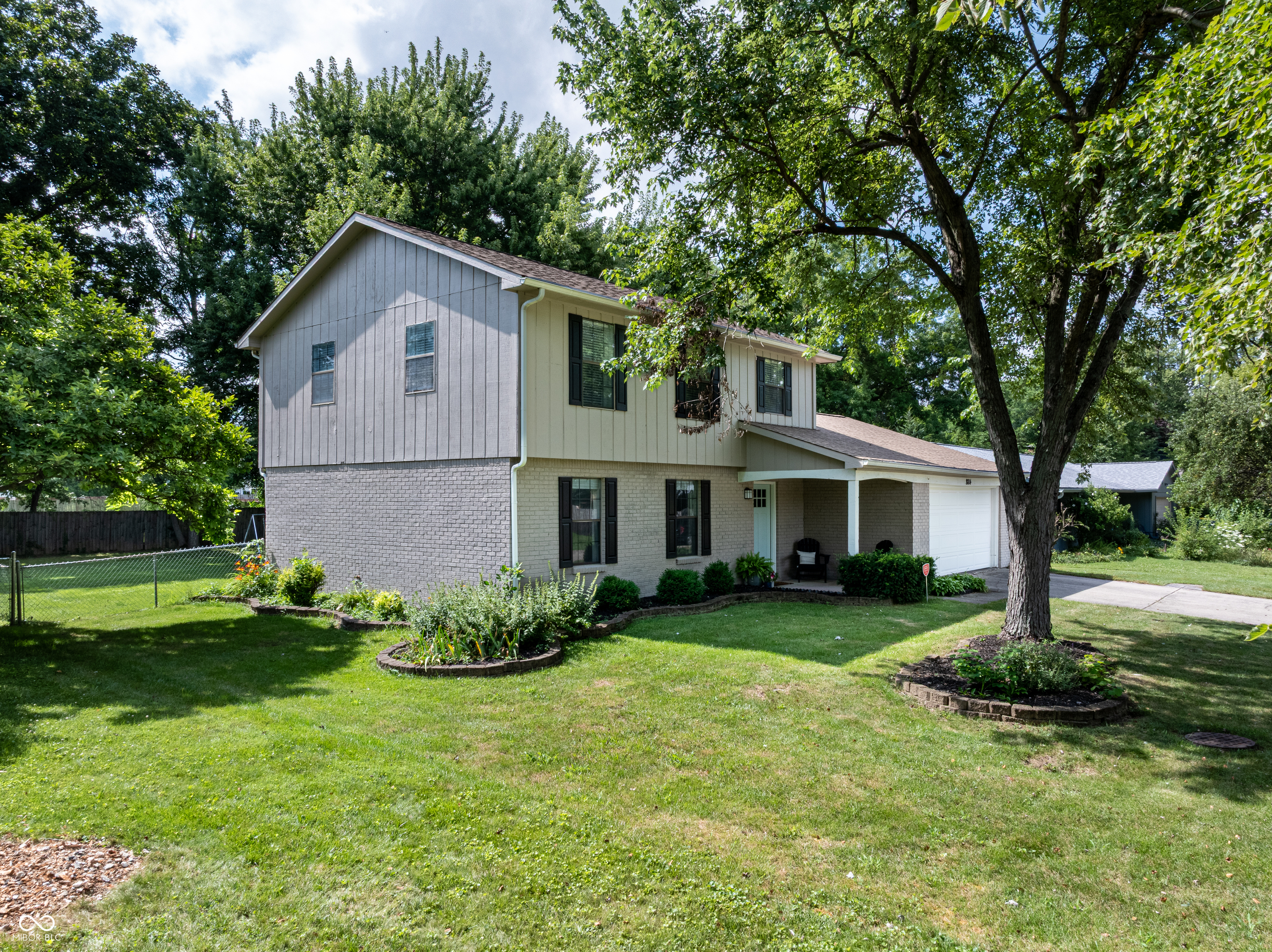 8814 Powderhorn Lane