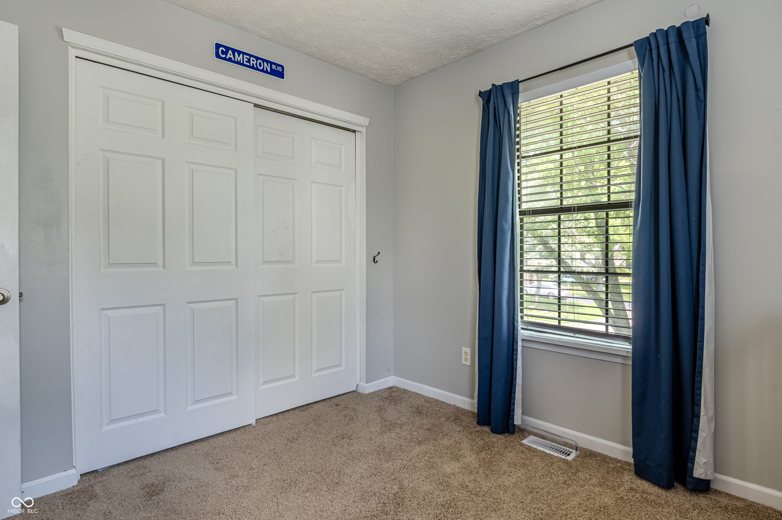 8814 Powderhorn Lane